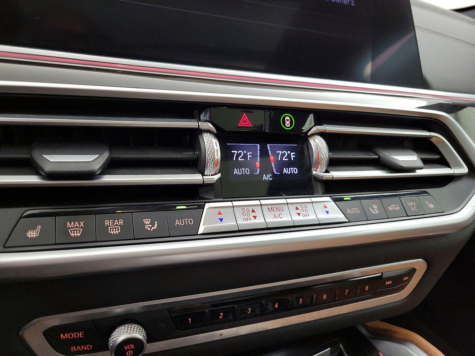 Thumbnail: 2021 BMW X6 - 17