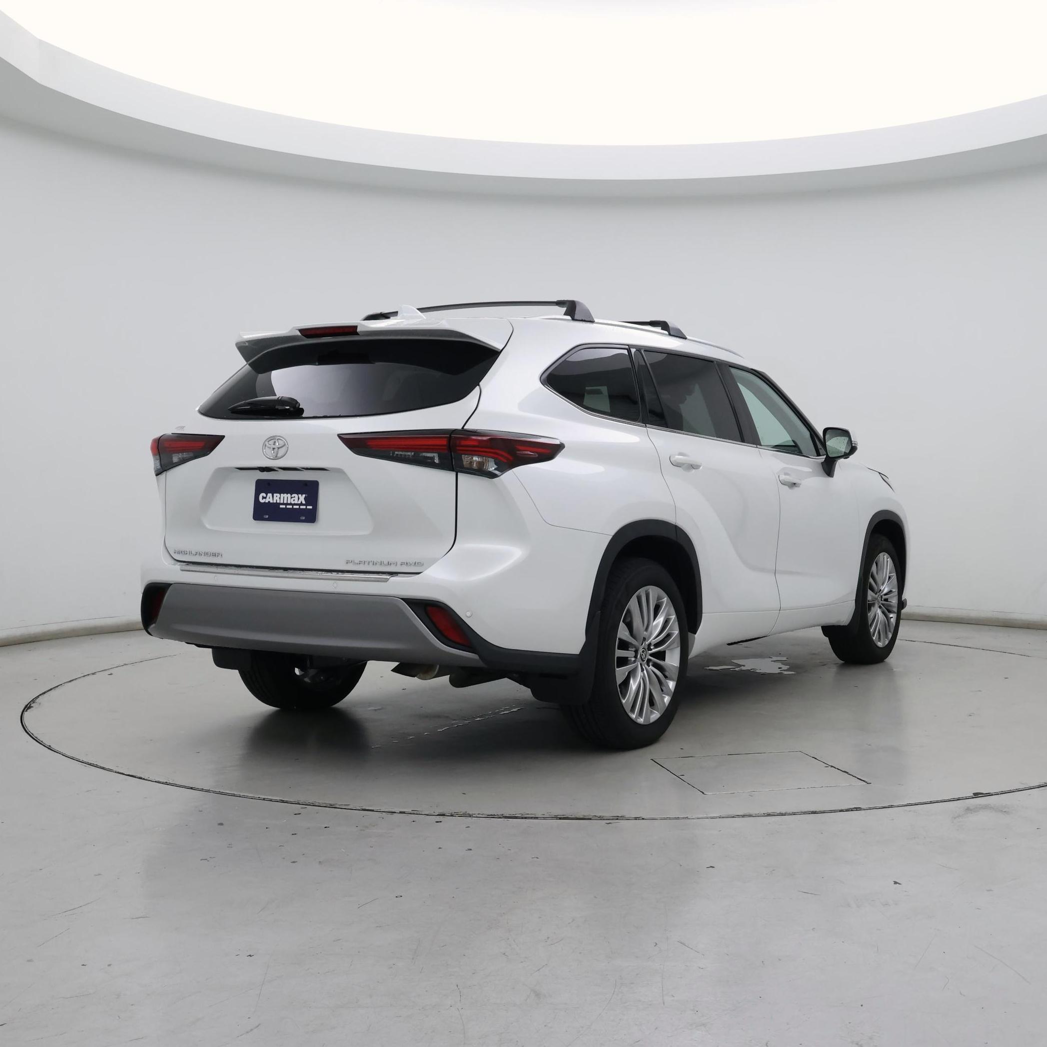 Thumbnail: 2025 Toyota Highlander - 8
