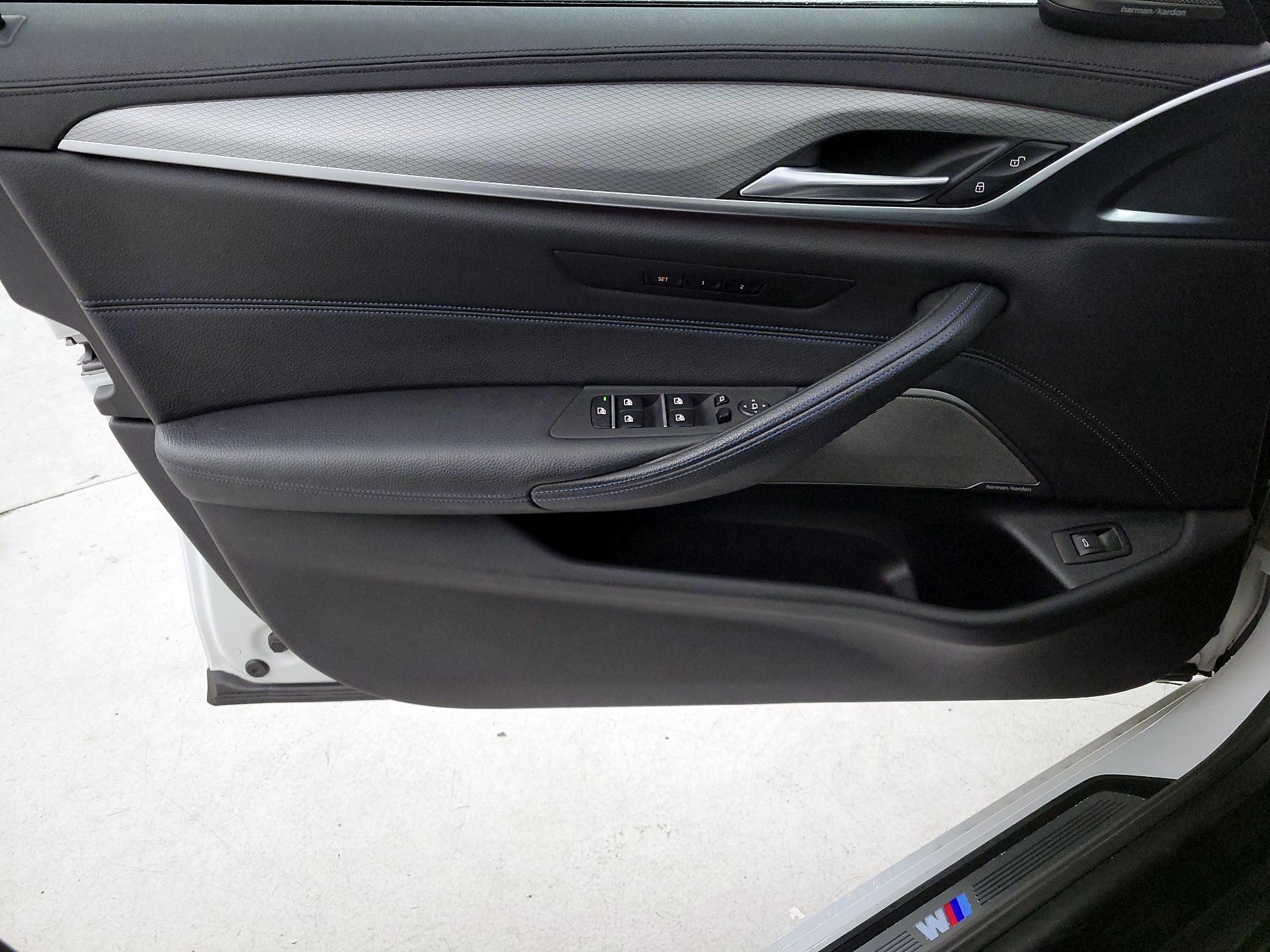 Thumbnail: 2020 BMW 5 Series - 12