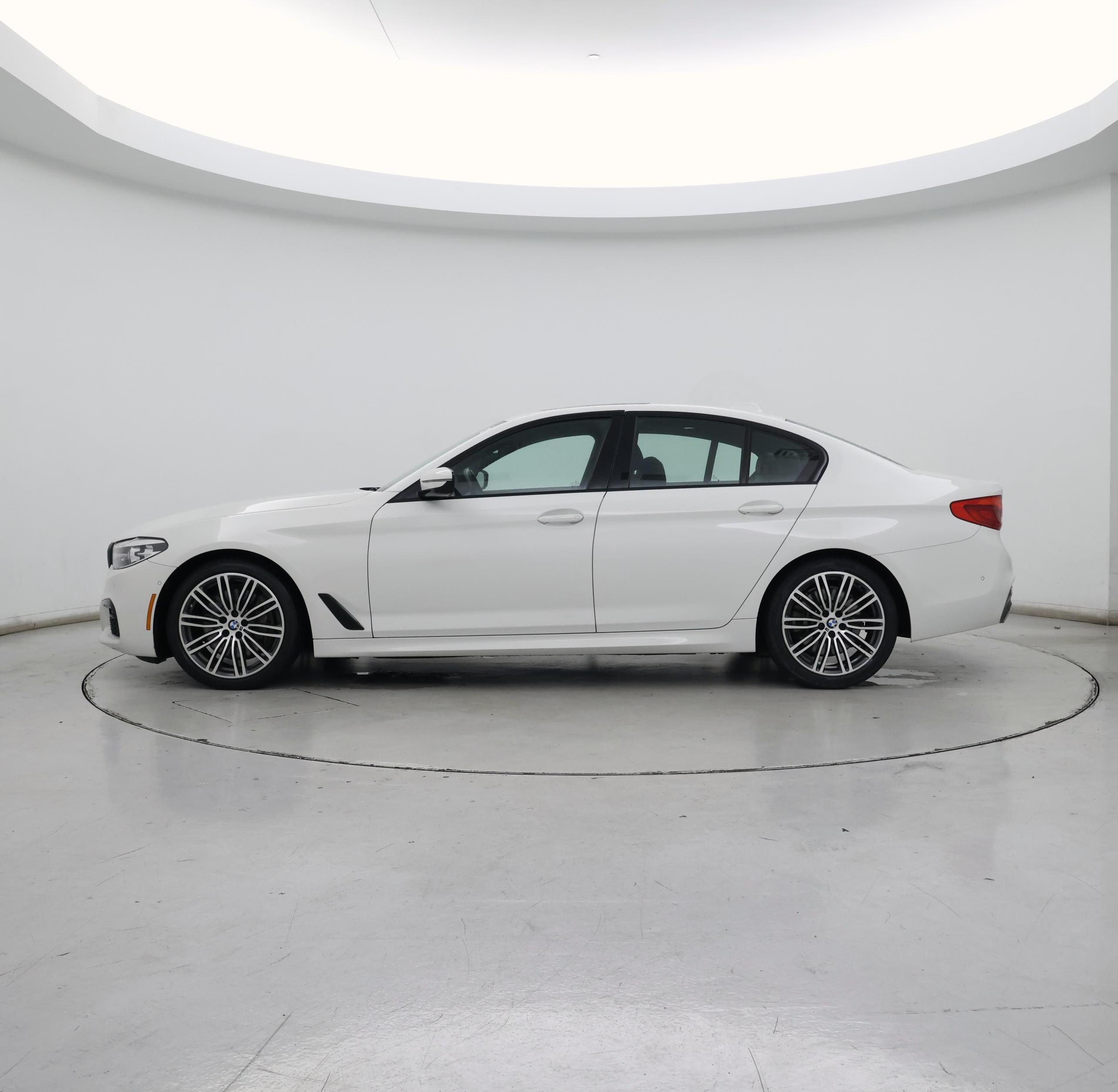 Thumbnail: 2020 BMW 5 Series - 3