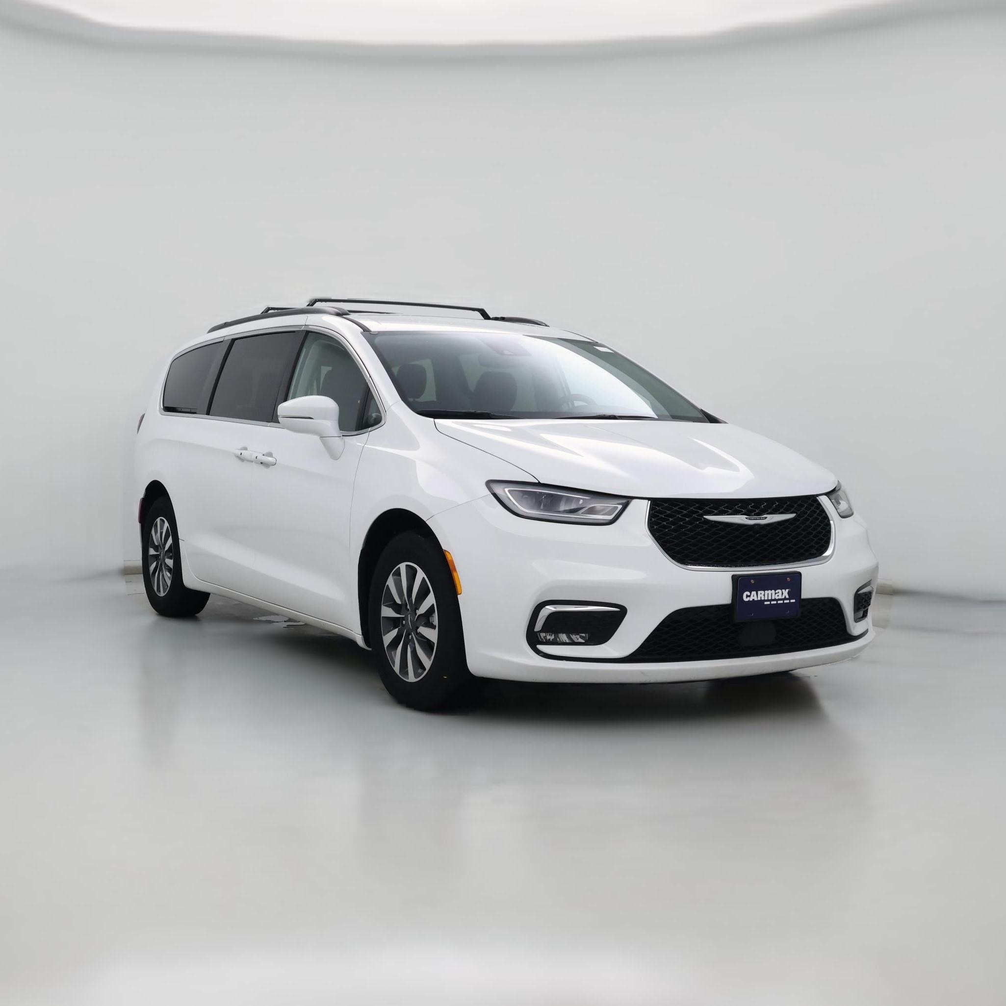 Thumbnail: 2022 Chrysler Pacifica - 1