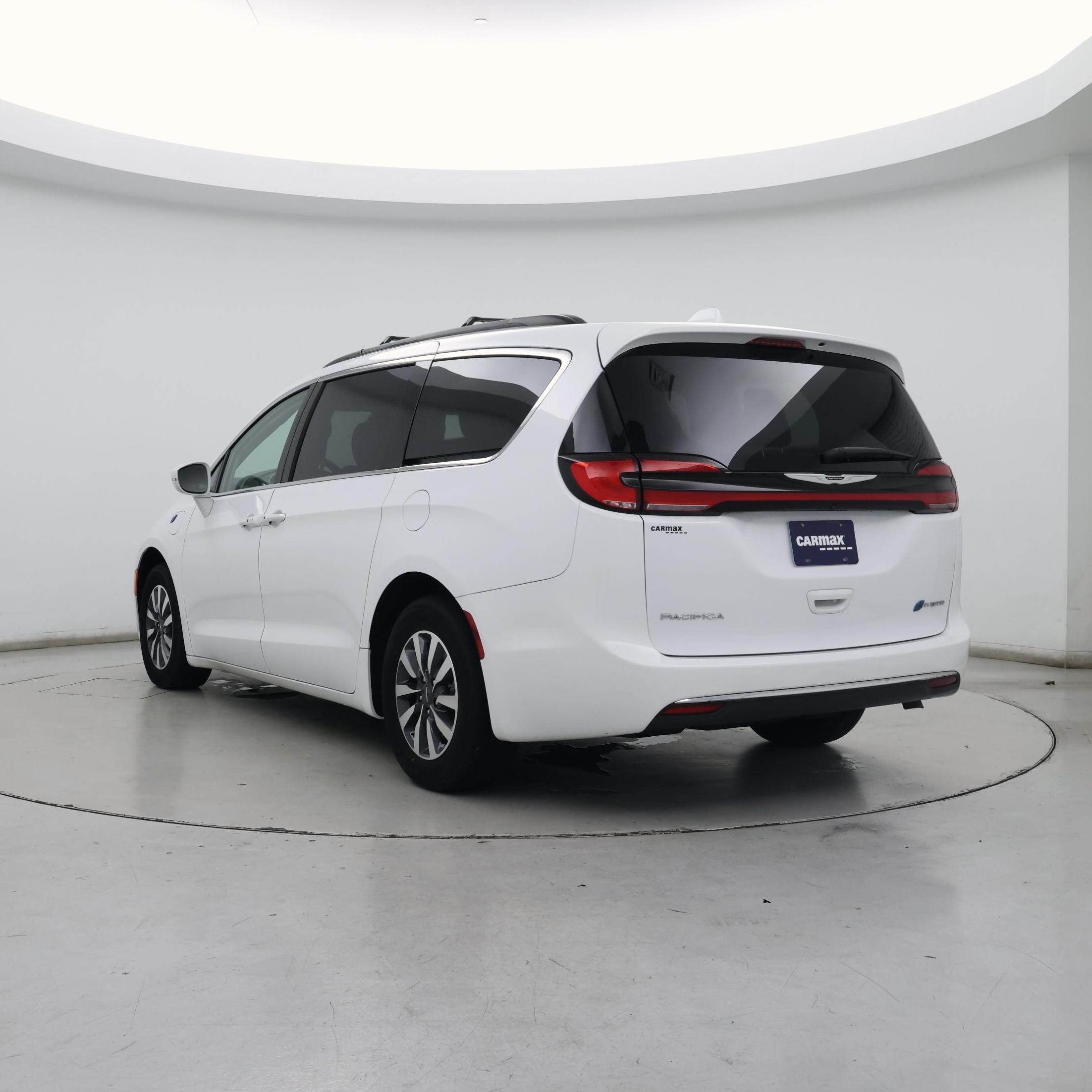 Thumbnail: 2022 Chrysler Pacifica - 2