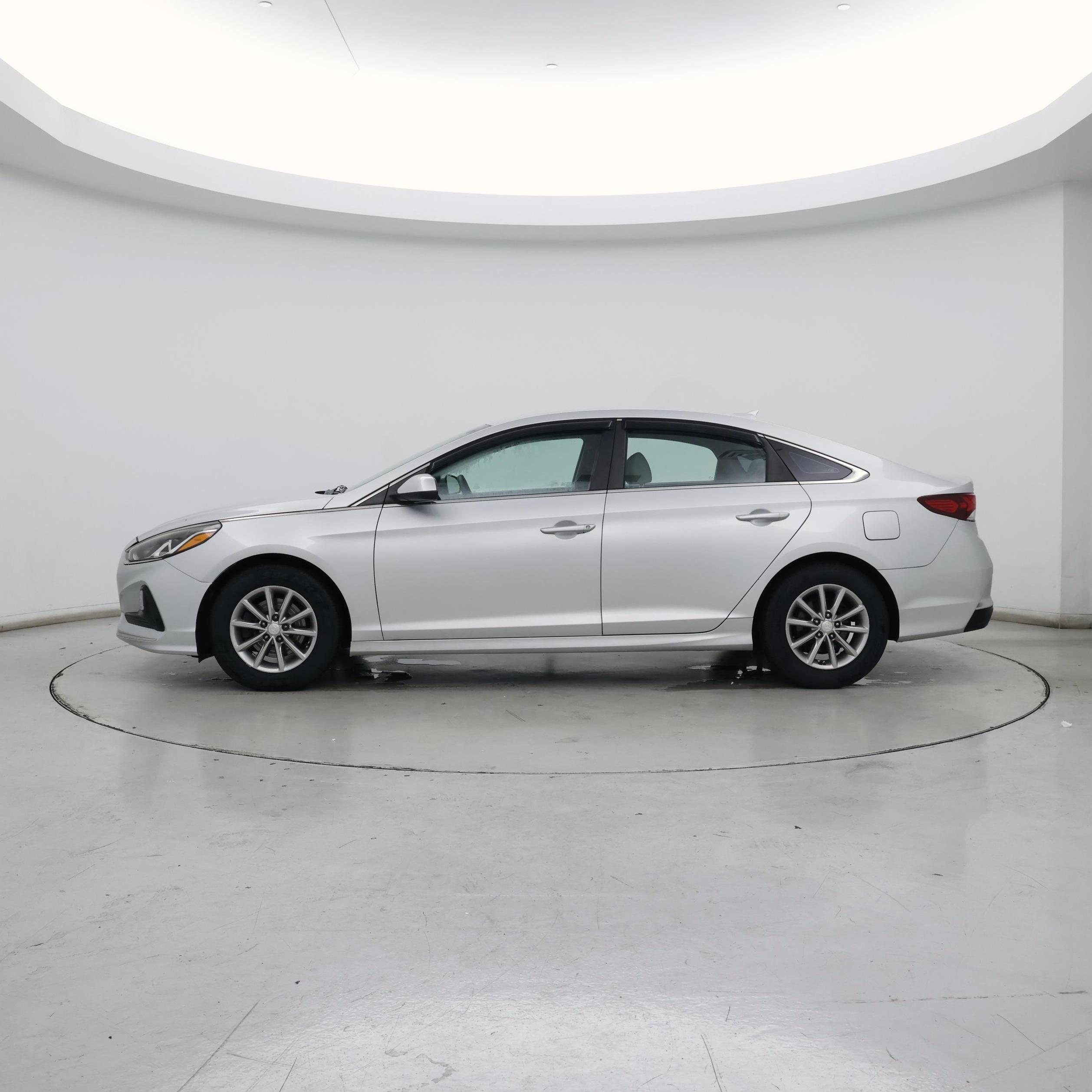 Thumbnail: 2018 Hyundai Sonata - 3