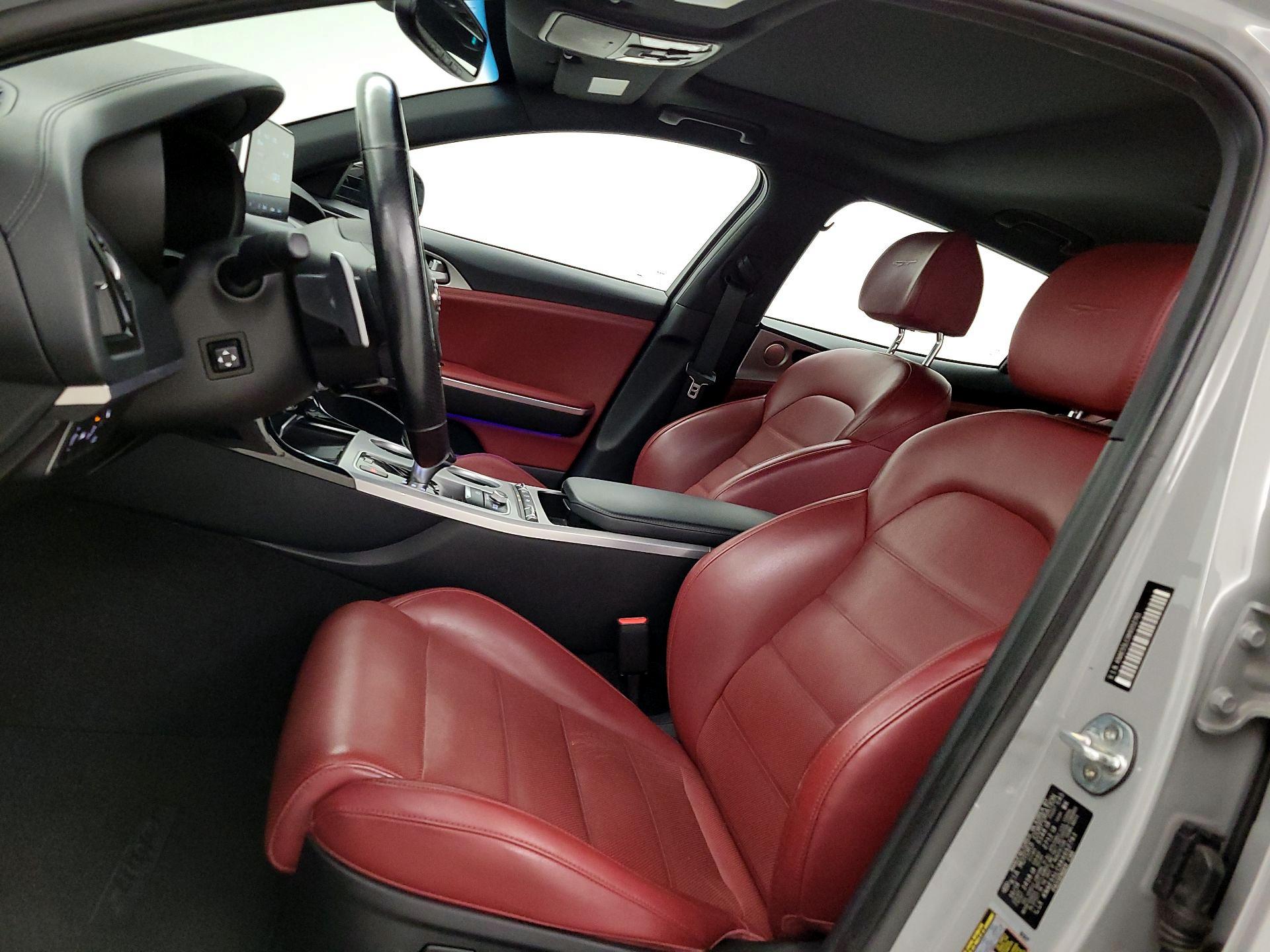Thumbnail: 2019 Kia Stinger - 11