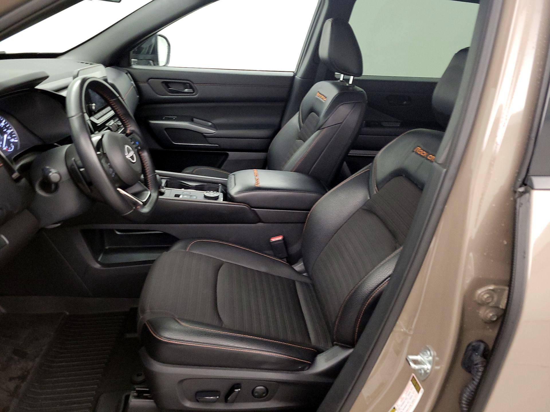 Thumbnail: 2023 Nissan Pathfinder - 11