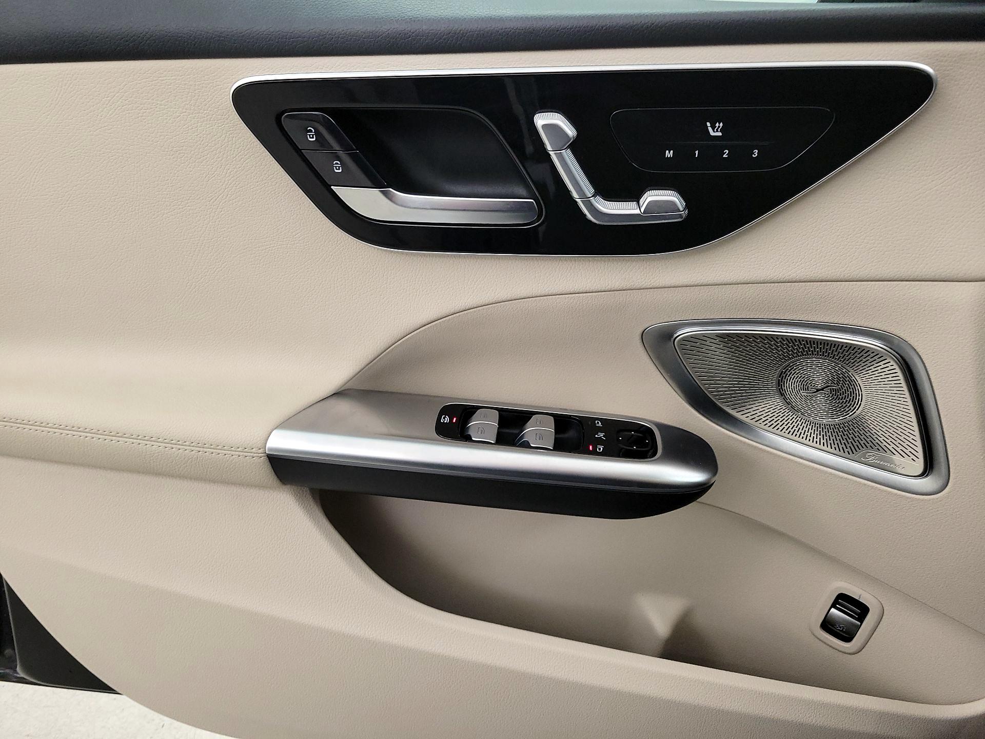 Thumbnail: 2022 Mercedes-Benz C-Class - 12