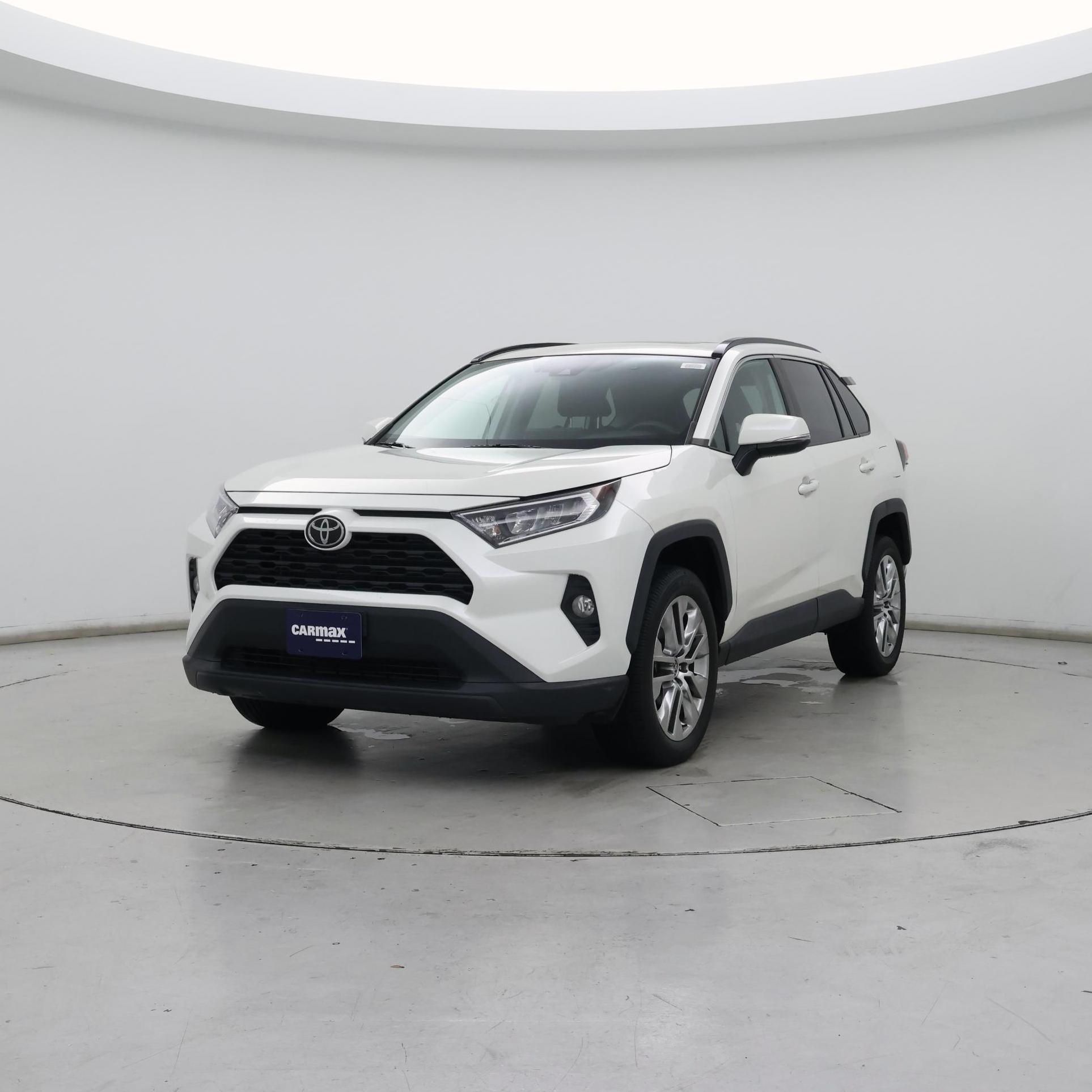 Thumbnail: 2021 Toyota RAV4 - 4