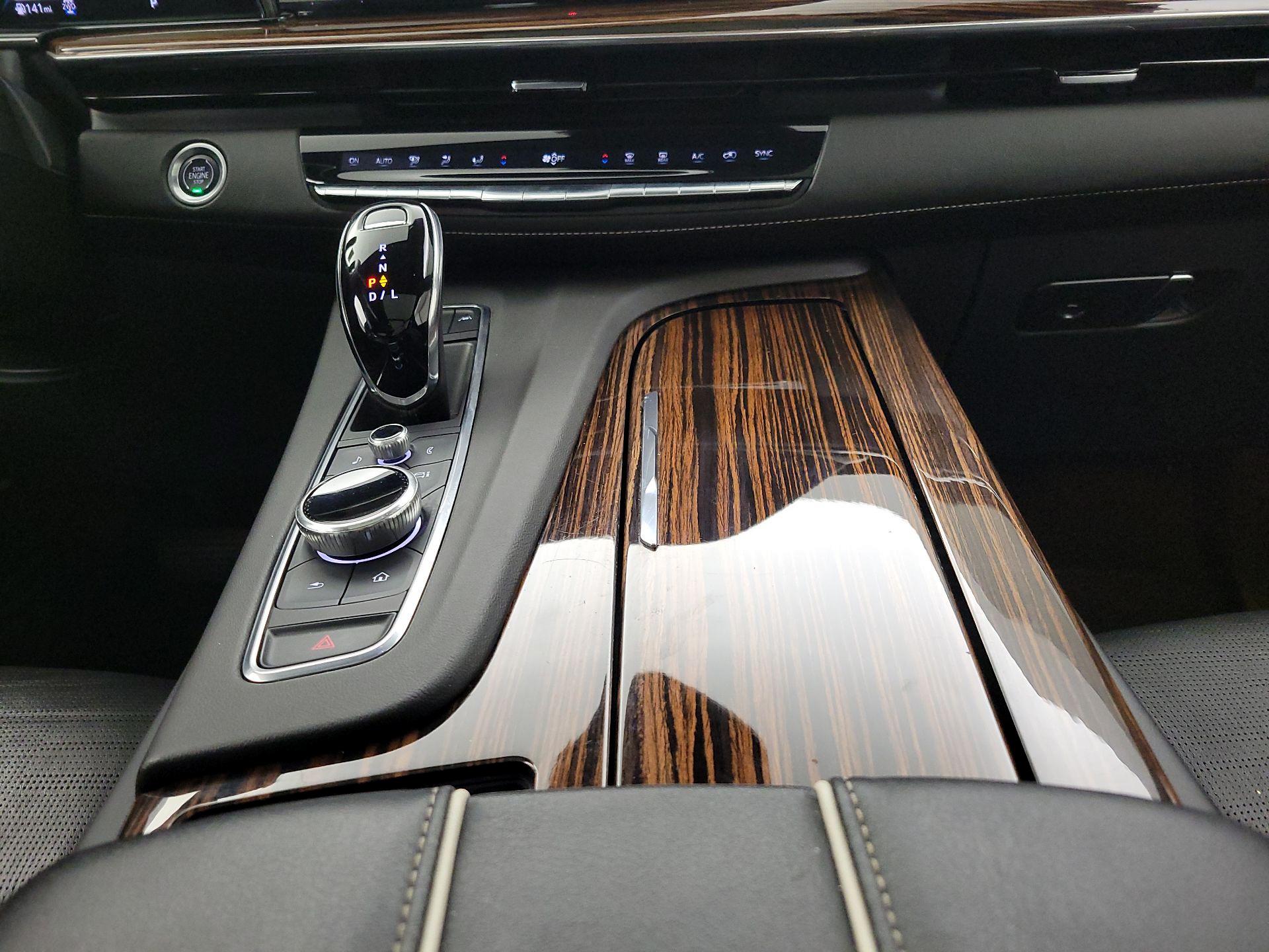 Thumbnail: 2021 Cadillac Escalade - 18