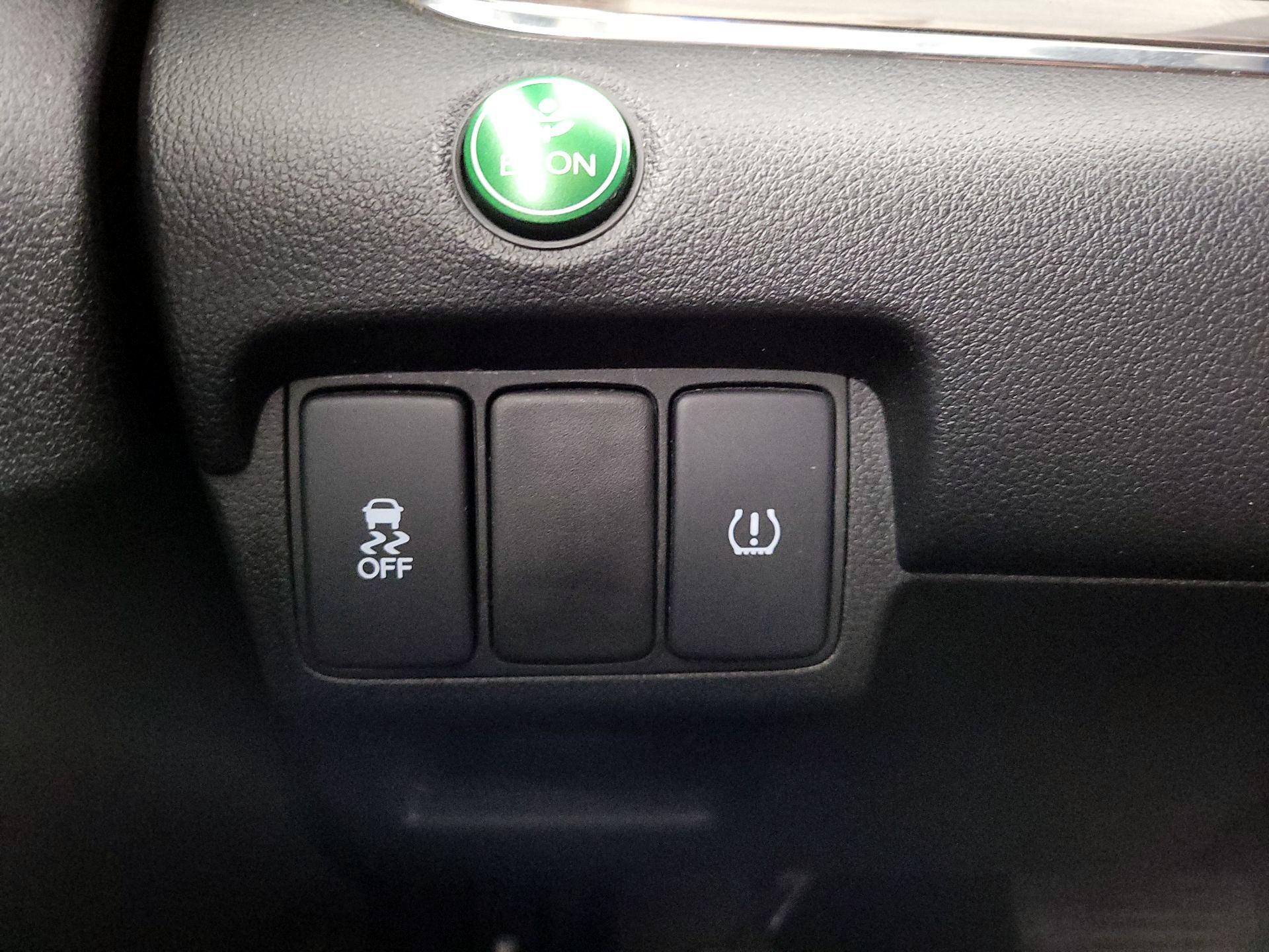Thumbnail: 2015 Honda CR-V - 13