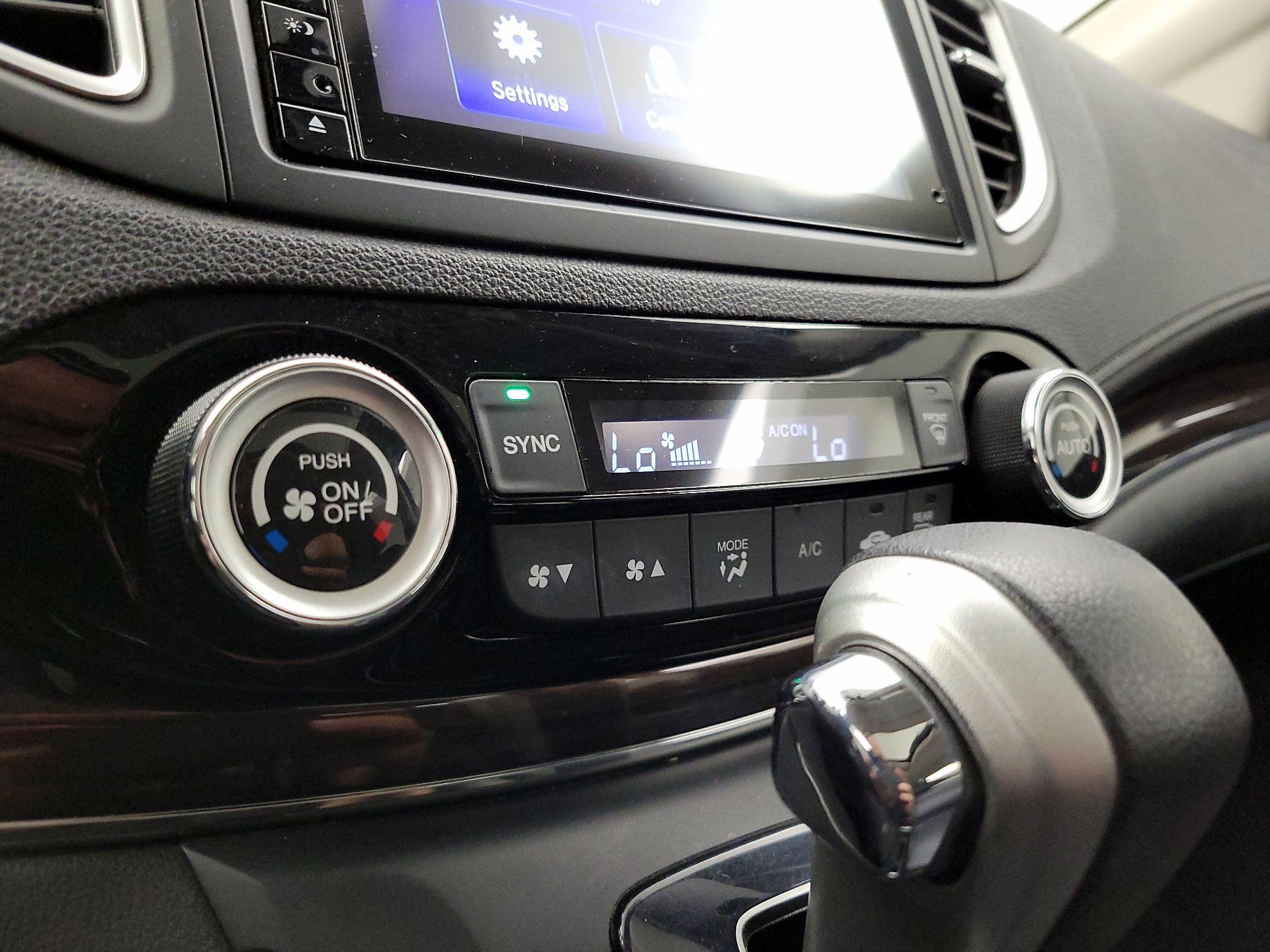 Thumbnail: 2015 Honda CR-V - 16