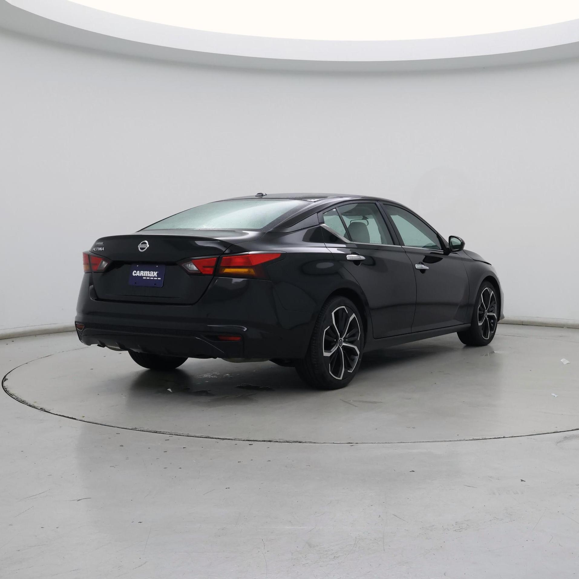 Thumbnail: 2020 Nissan Altima - 8