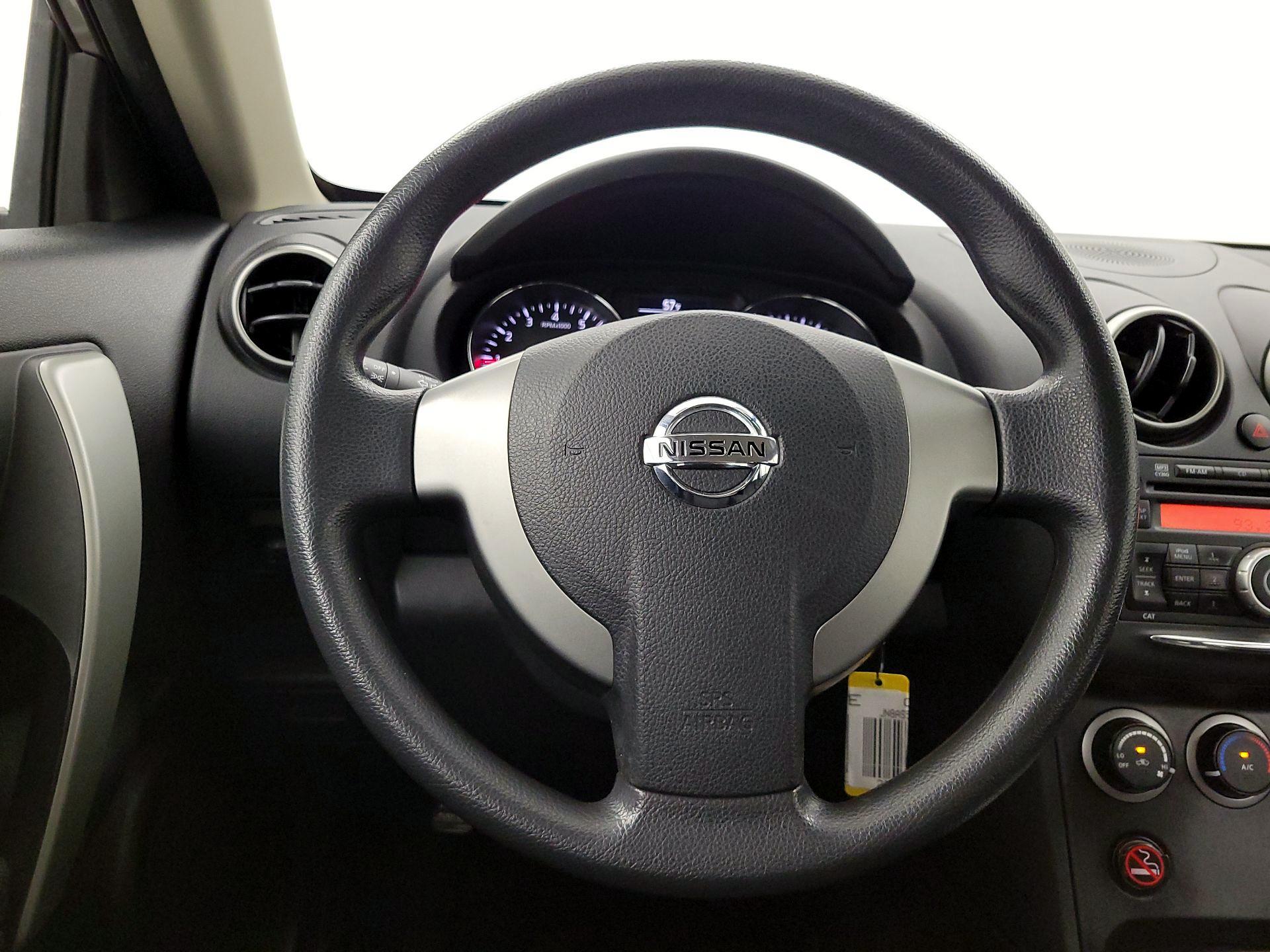 Thumbnail: 2014 Nissan Rogue - 10