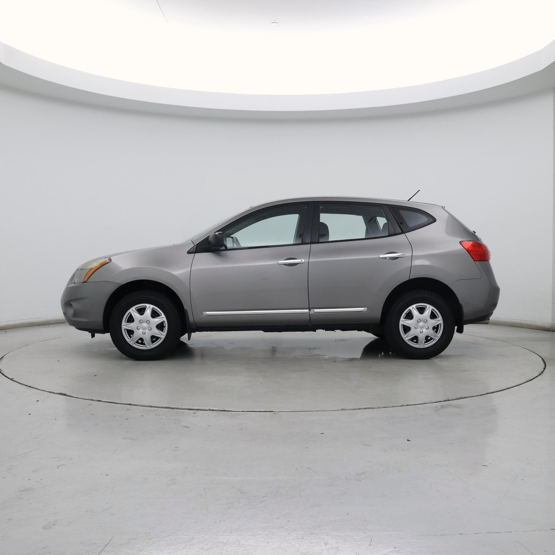 Thumbnail: 2014 Nissan Rogue - 3