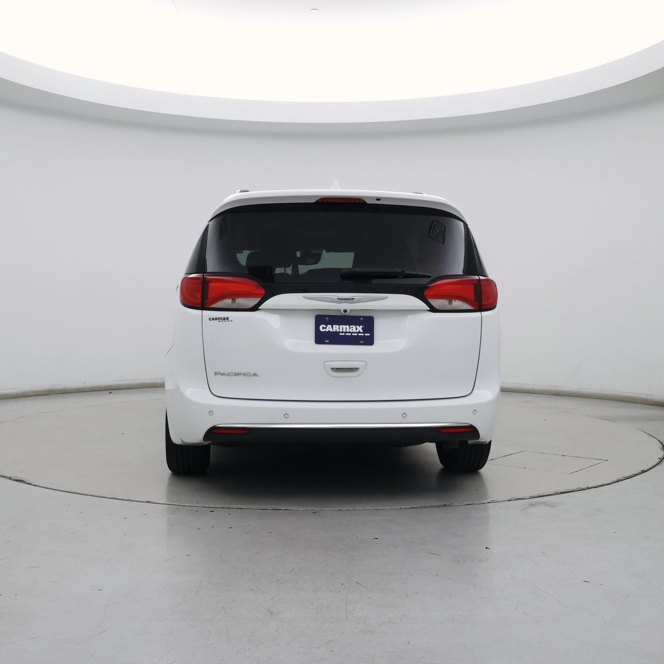 Thumbnail: 2020 Chrysler Pacifica - 6