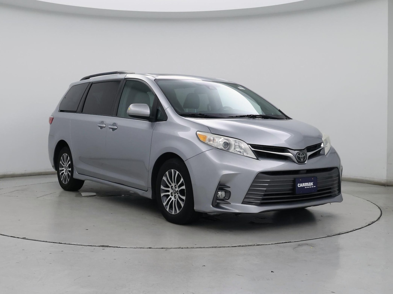 2018 Toyota Sienna XLE