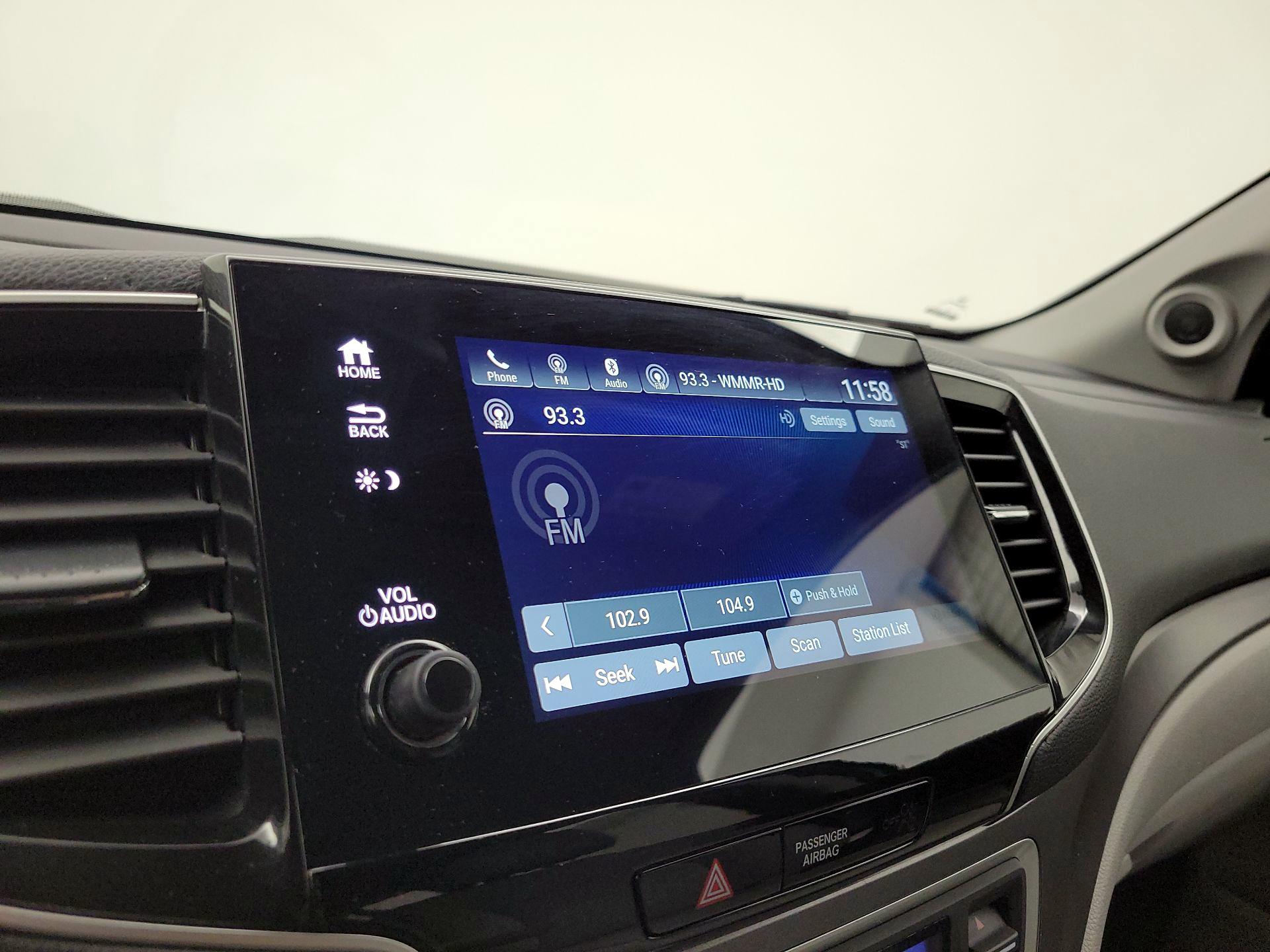 Thumbnail: 2019 Honda Pilot - 15