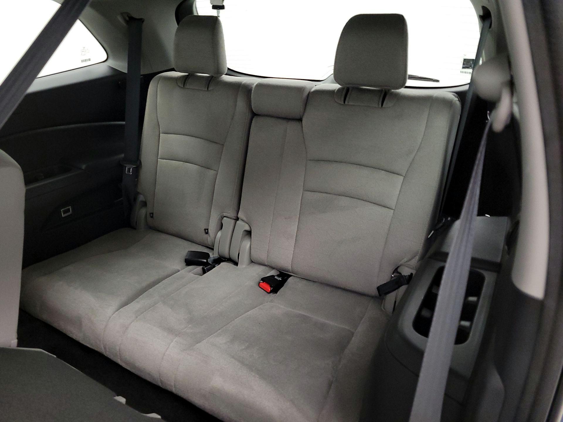 Thumbnail: 2019 Honda Pilot - 20