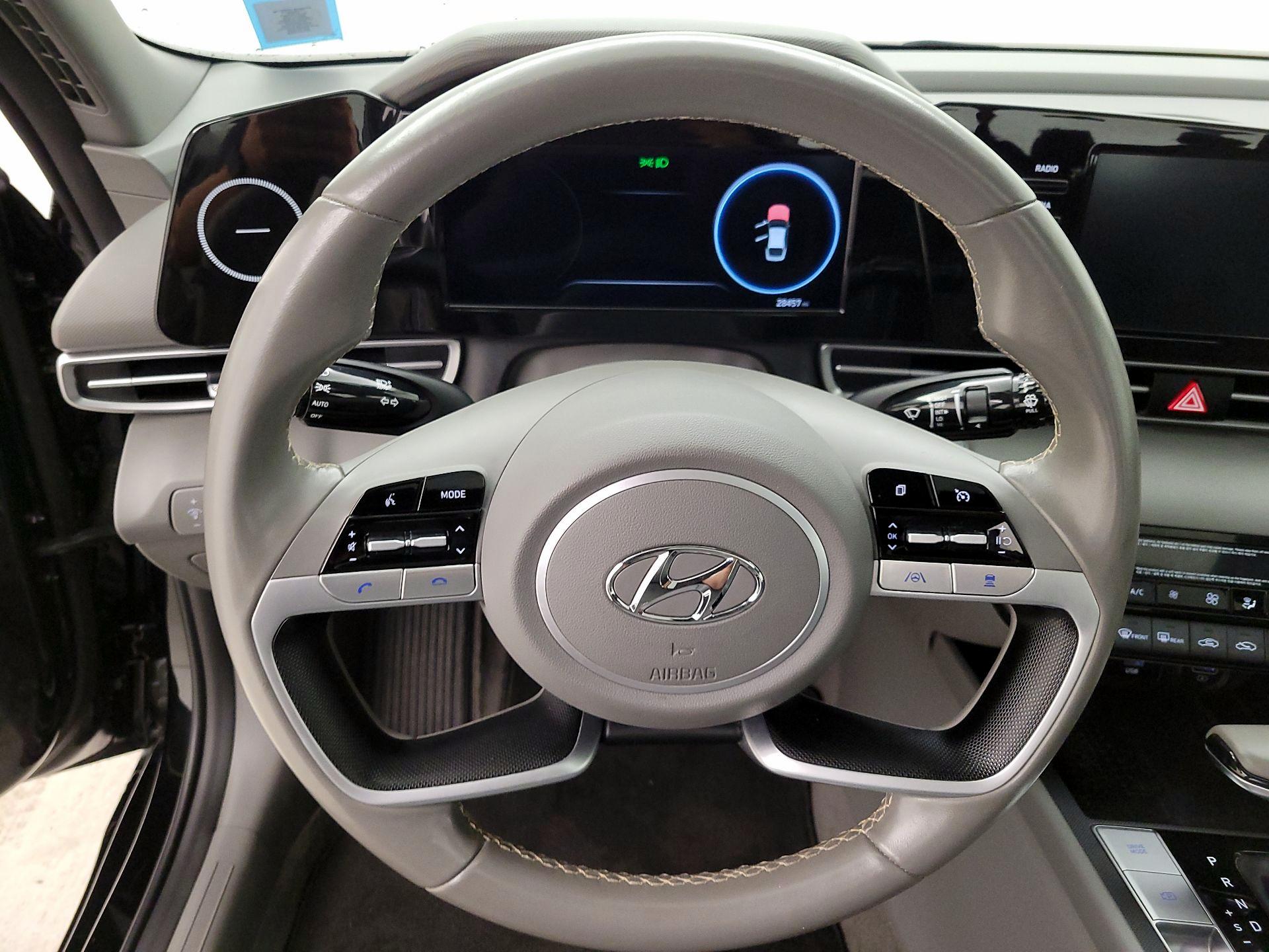 Thumbnail: 2021 Hyundai Elantra - 10