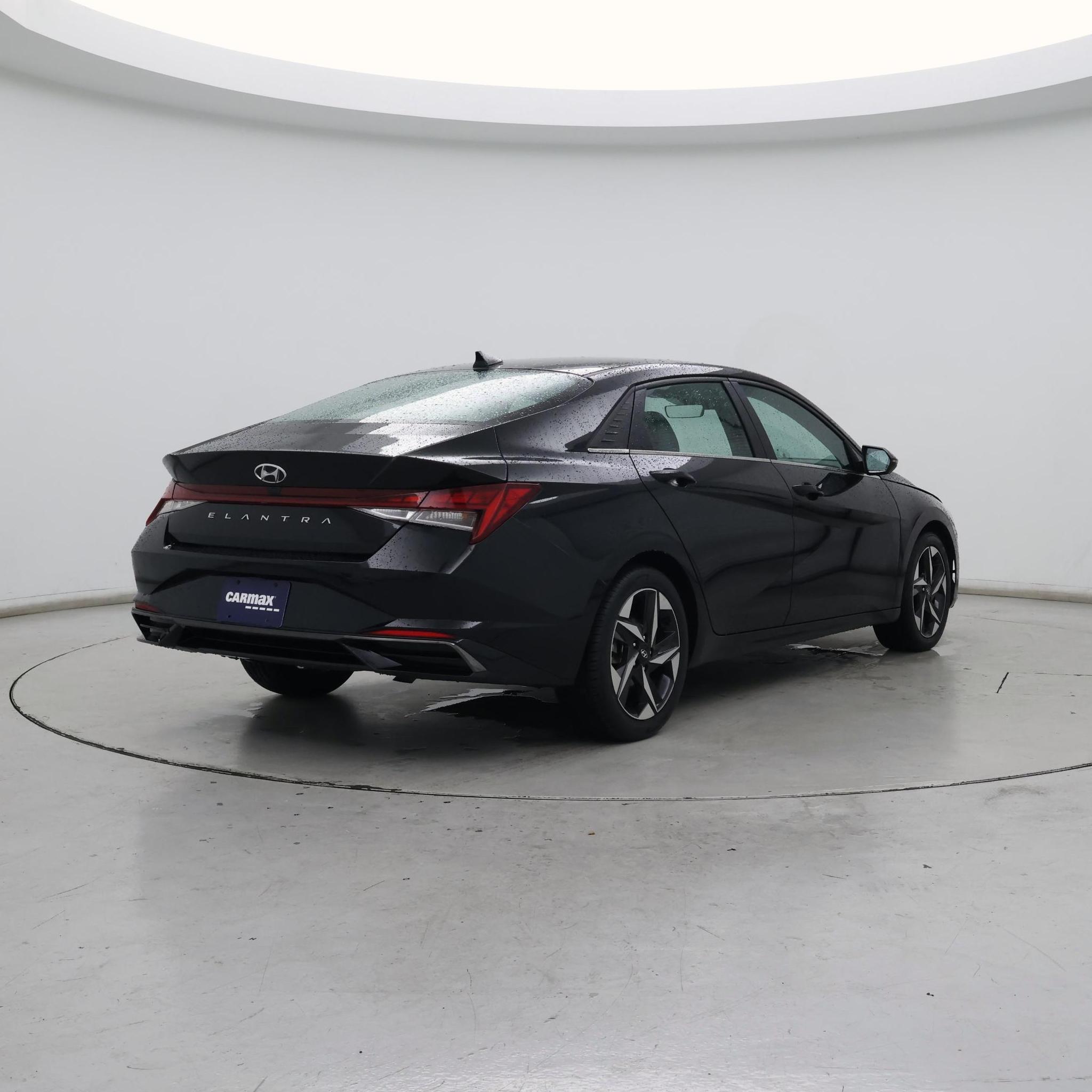 Thumbnail: 2021 Hyundai Elantra - 8