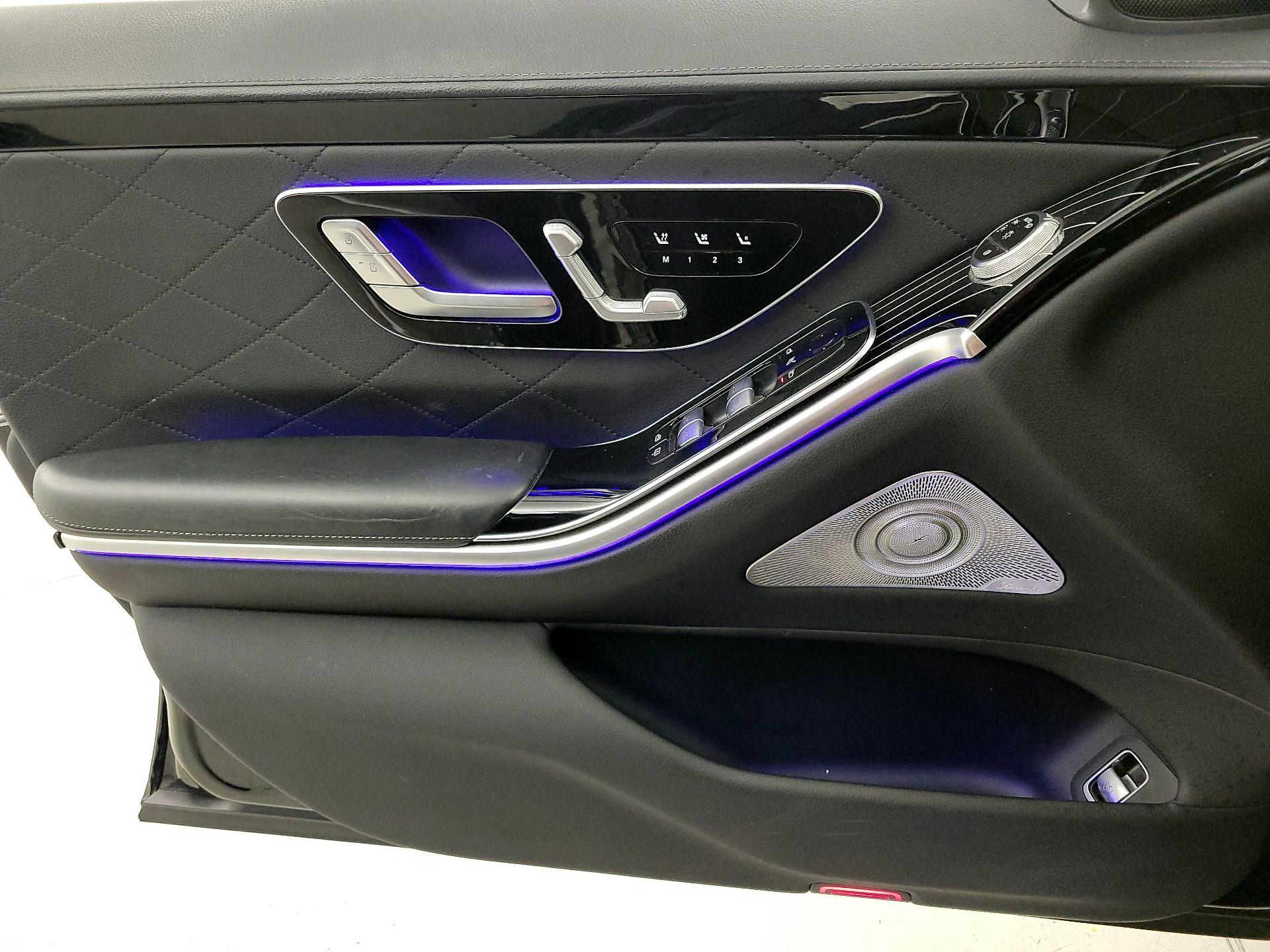 Thumbnail: 2021 Mercedes-Benz S-Class - 12