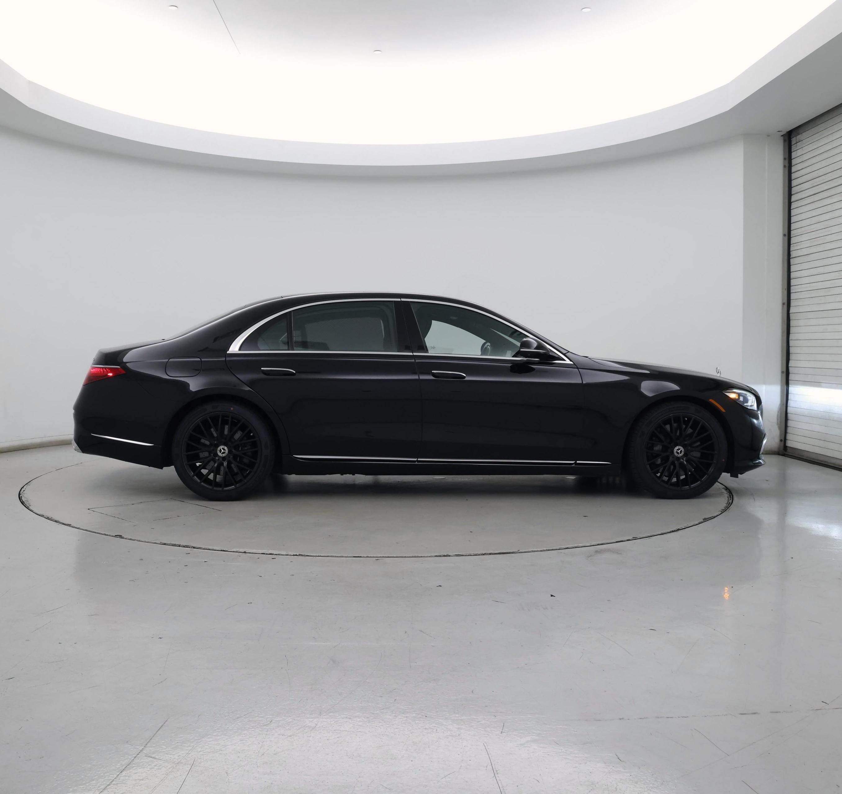 Thumbnail: 2021 Mercedes-Benz S-Class - 7