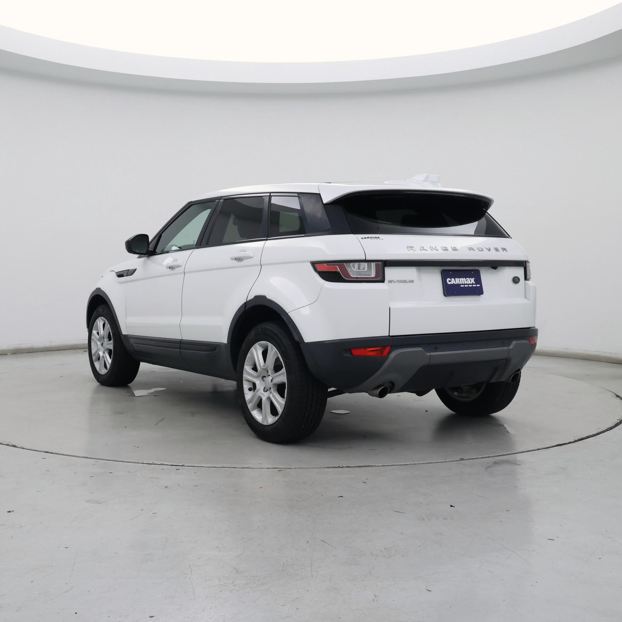 Thumbnail: 2018 Land Rover Range Rover Evoque - 2