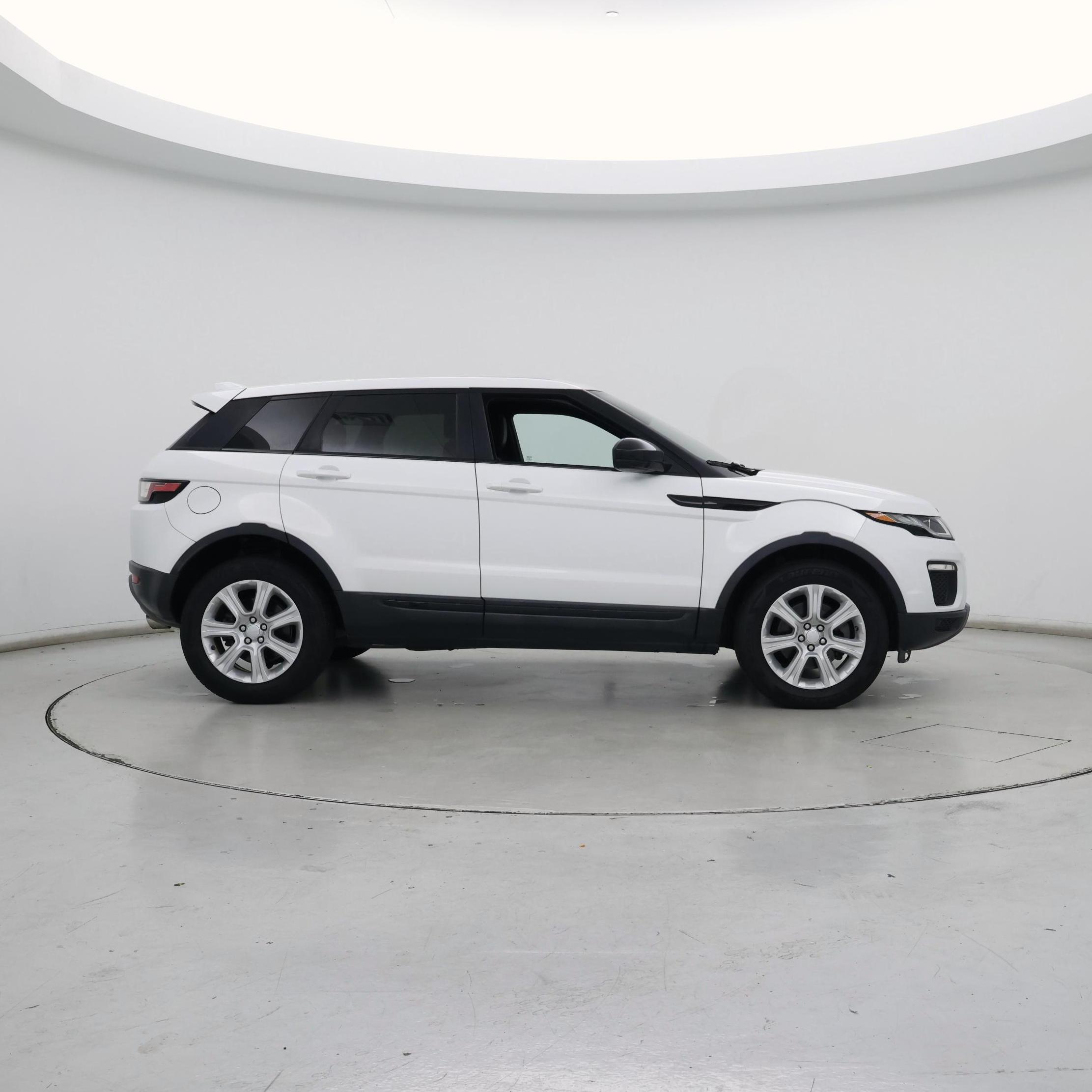 Thumbnail: 2018 Land Rover Range Rover Evoque - 7