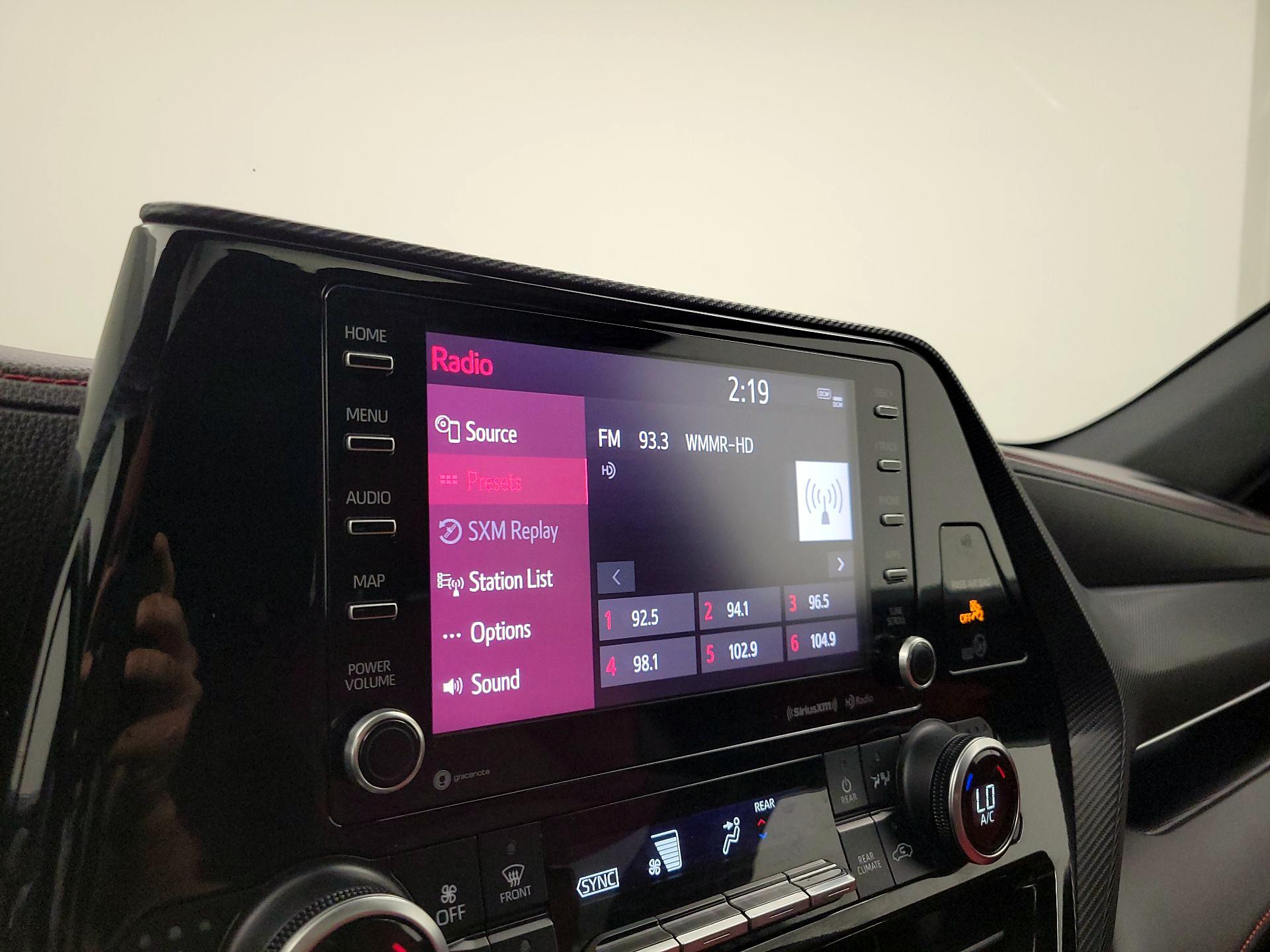 Thumbnail: 2021 Toyota Highlander - 15