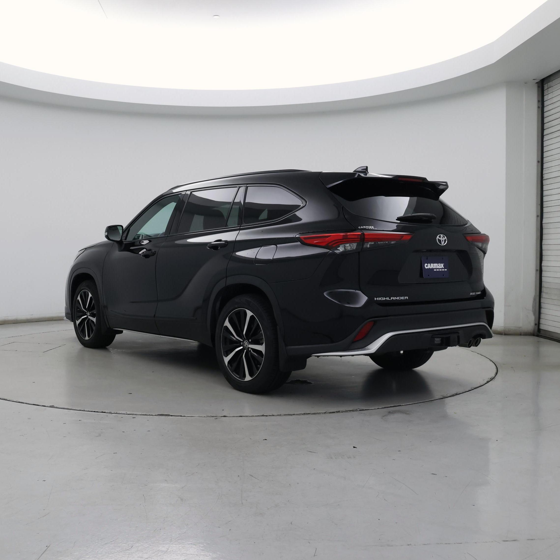 Thumbnail: 2021 Toyota Highlander - 2