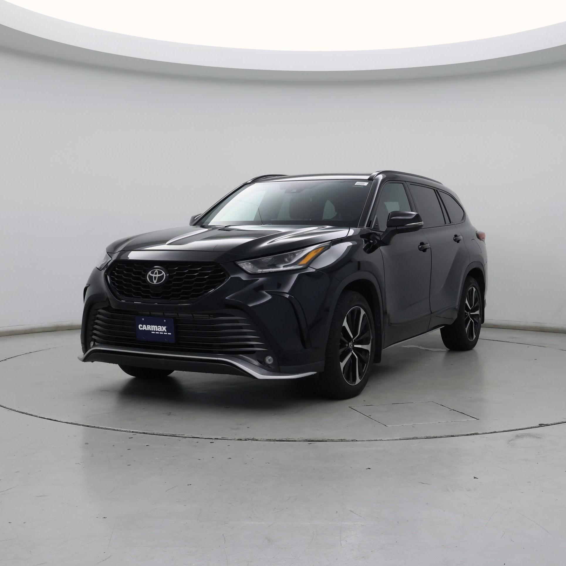 Thumbnail: 2021 Toyota Highlander - 4