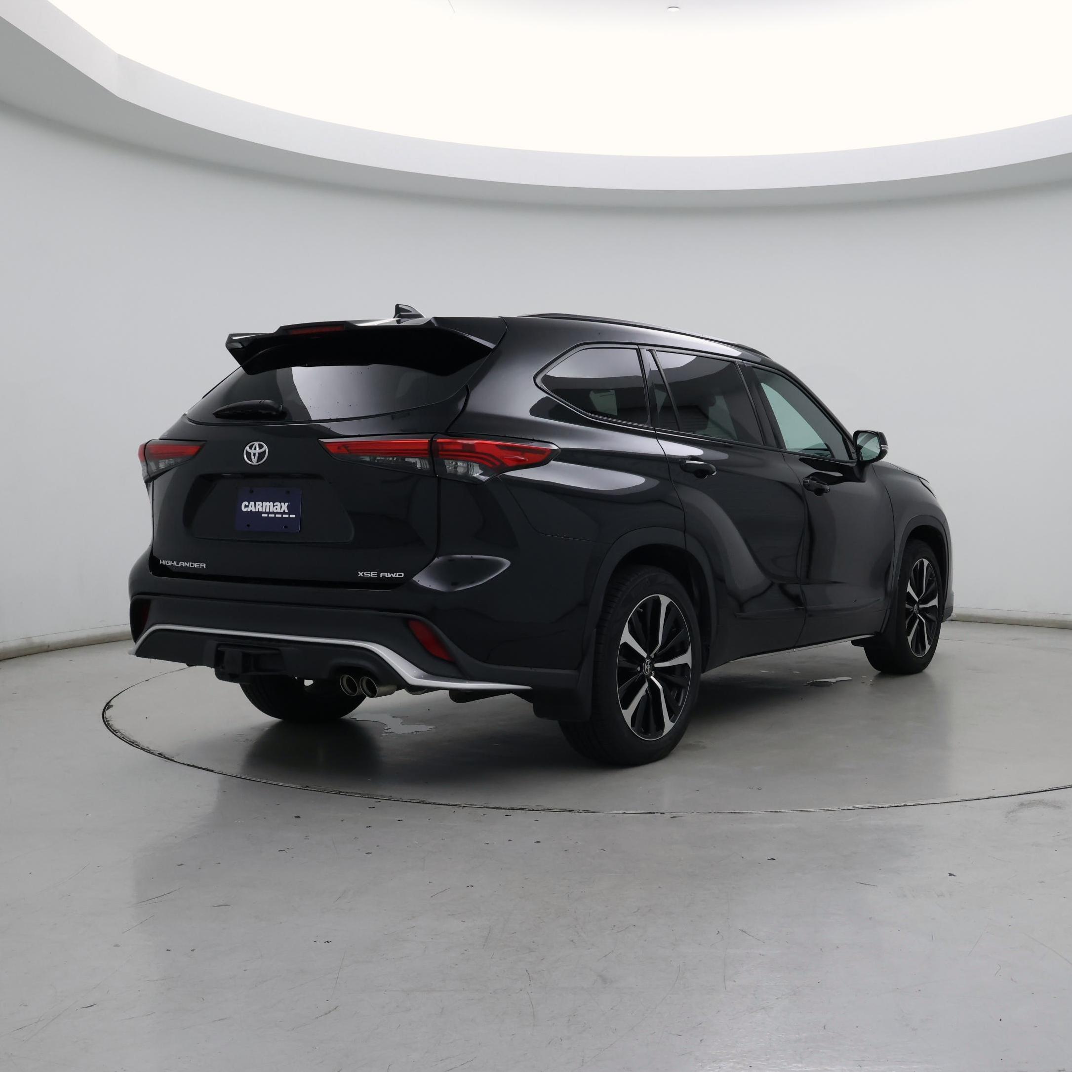 Thumbnail: 2021 Toyota Highlander - 8