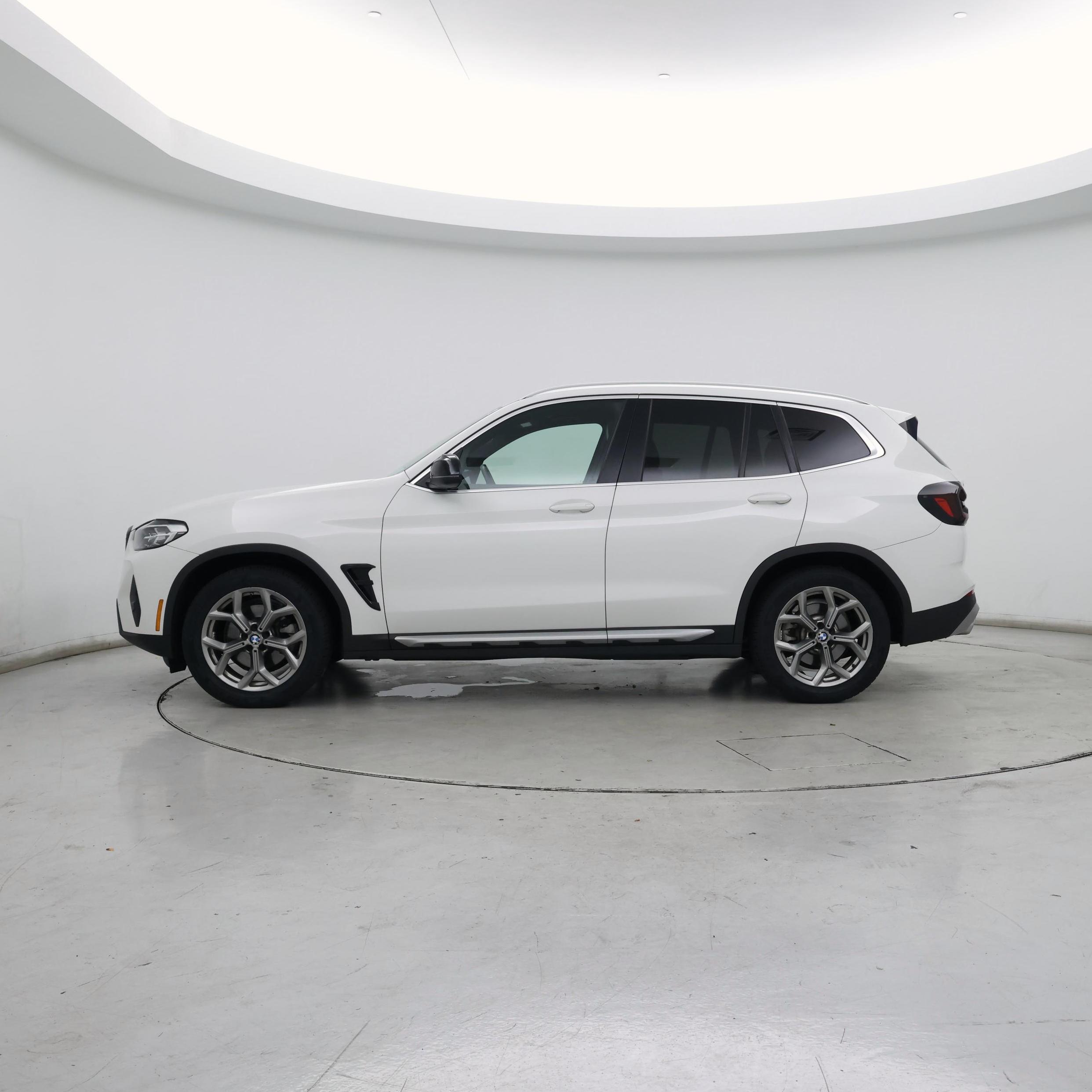 Thumbnail: 2022 BMW X3 - 3