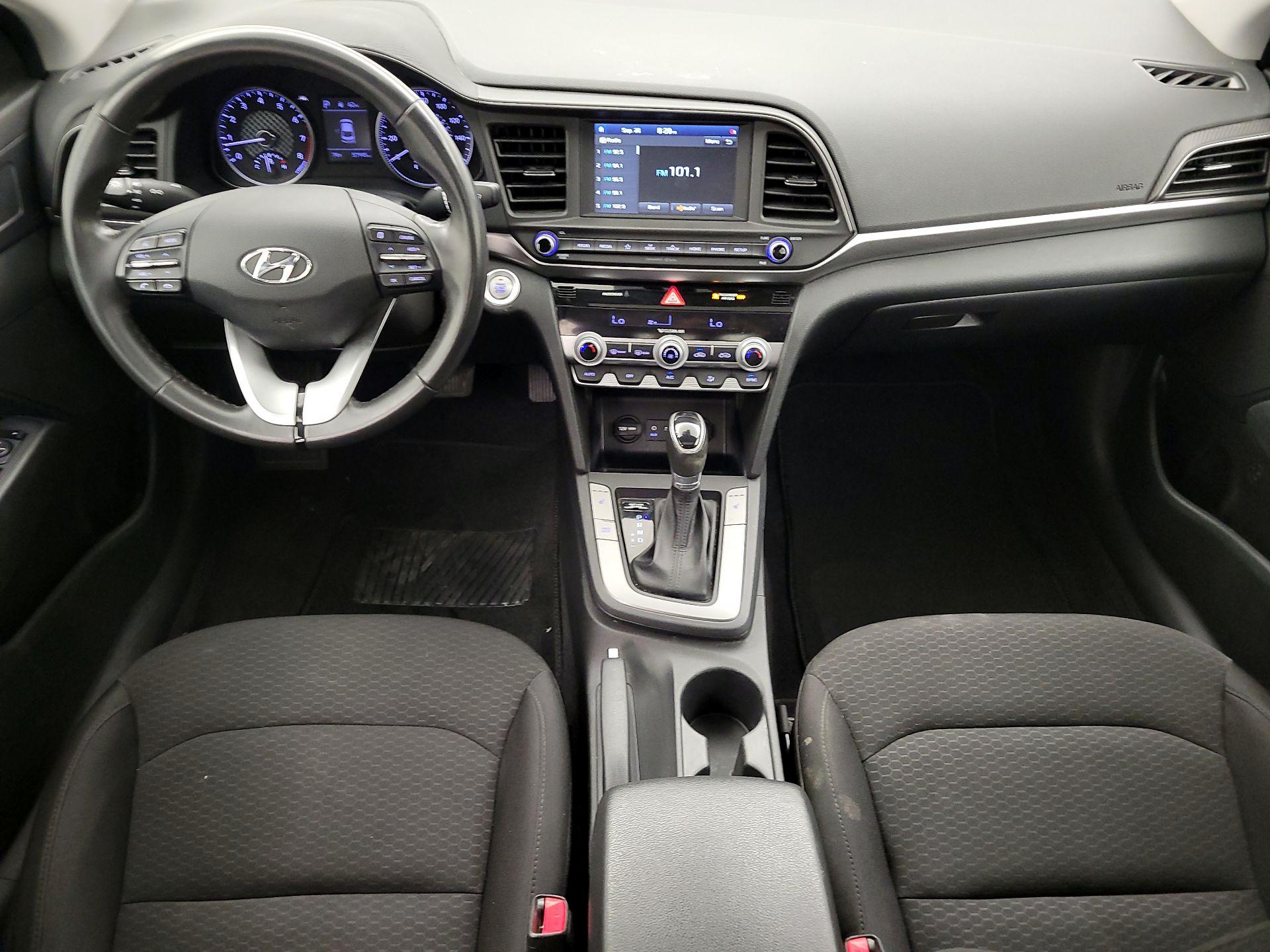 Thumbnail: 2020 Hyundai Elantra - 9