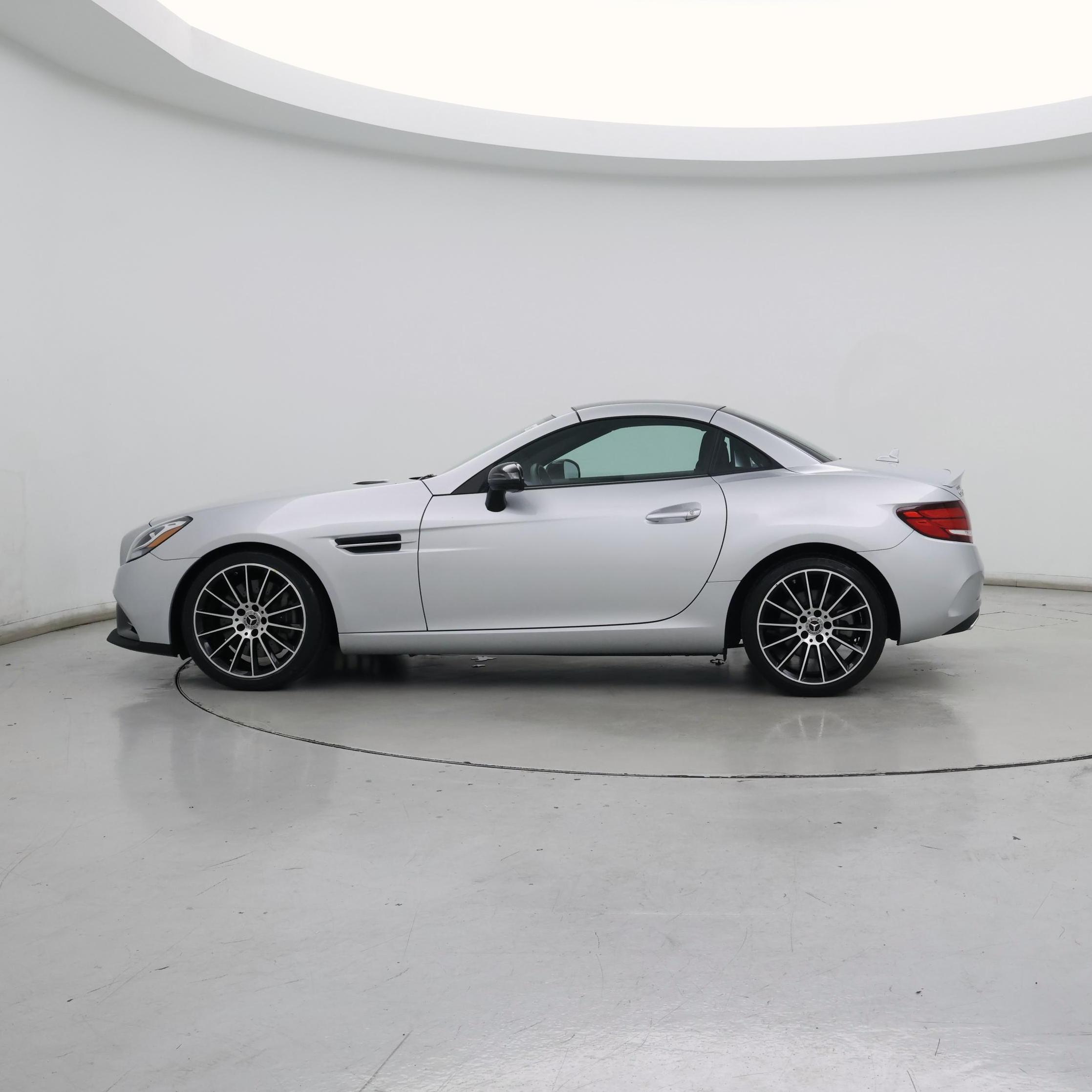 Thumbnail: 2019 Mercedes-Benz SLC - 3