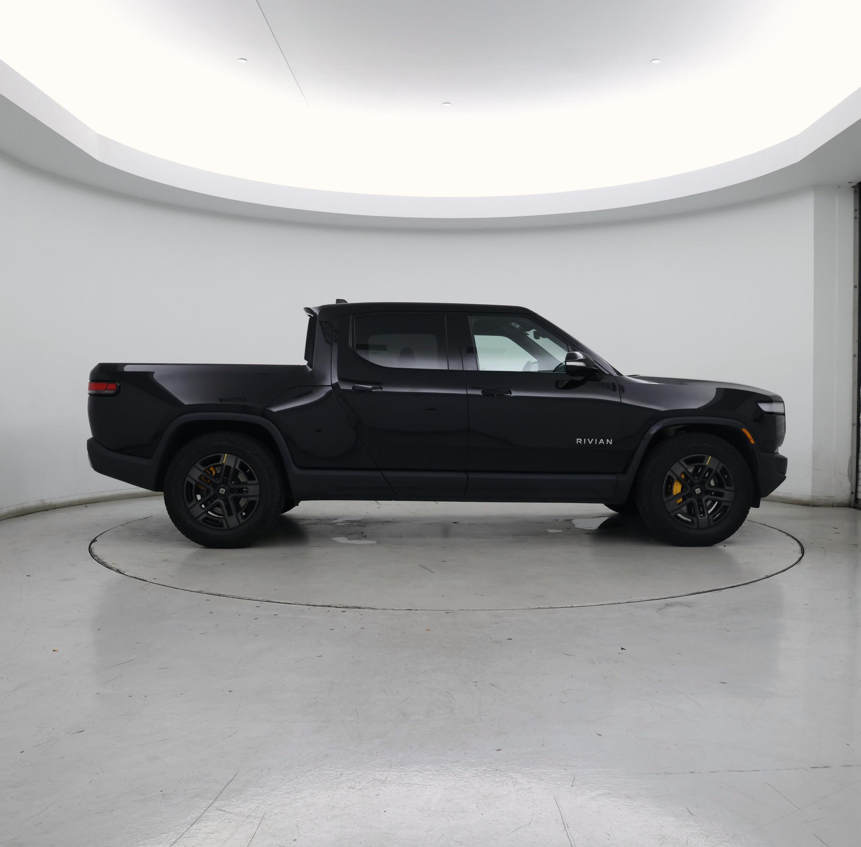 Thumbnail: 2022 Rivian R1T - 7
