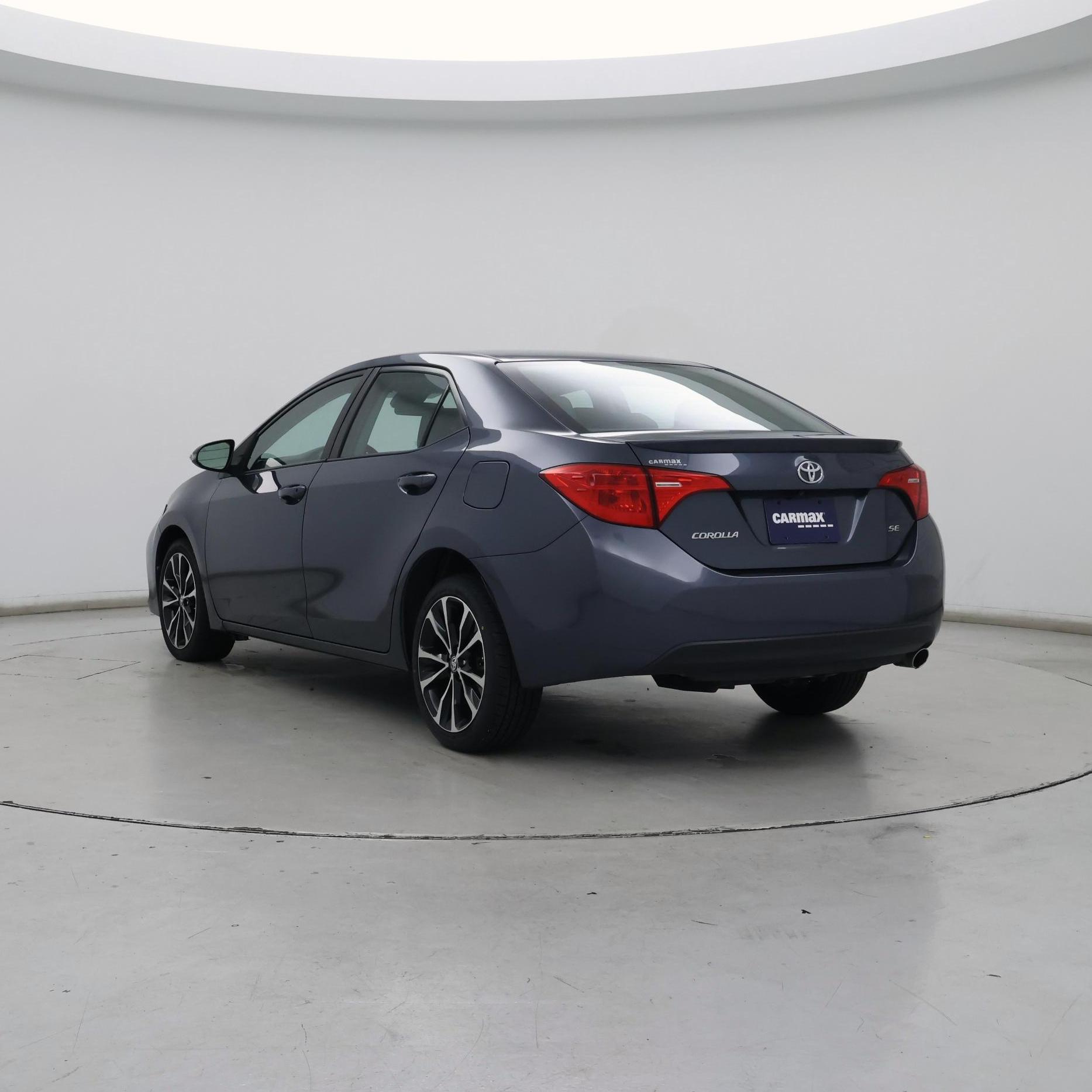 Thumbnail: 2017 Toyota Corolla - 2