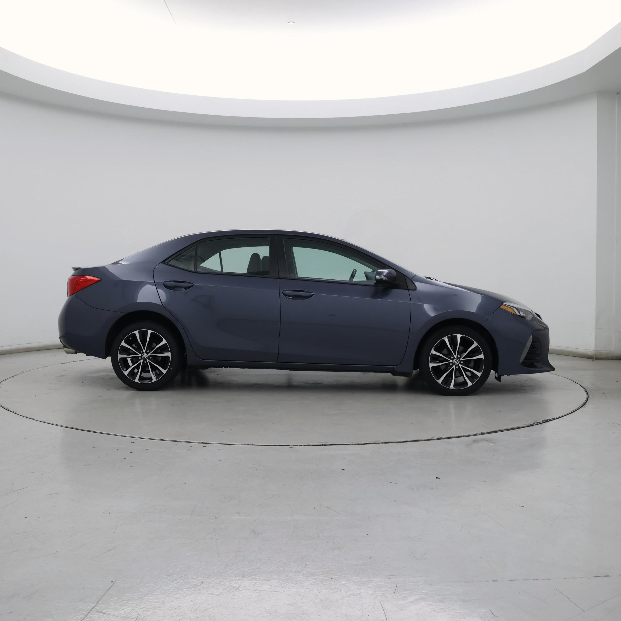 Thumbnail: 2017 Toyota Corolla - 7
