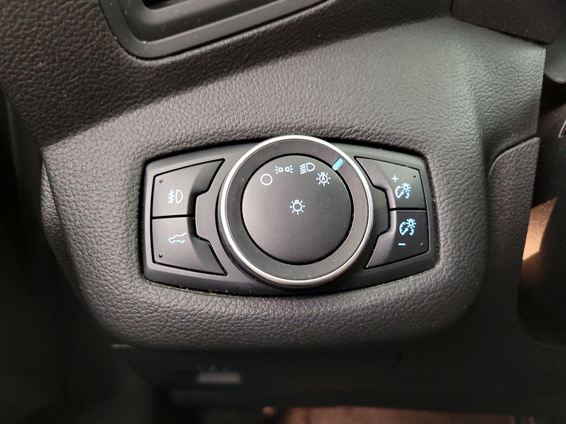 Thumbnail: 2017 Ford Escape - 13