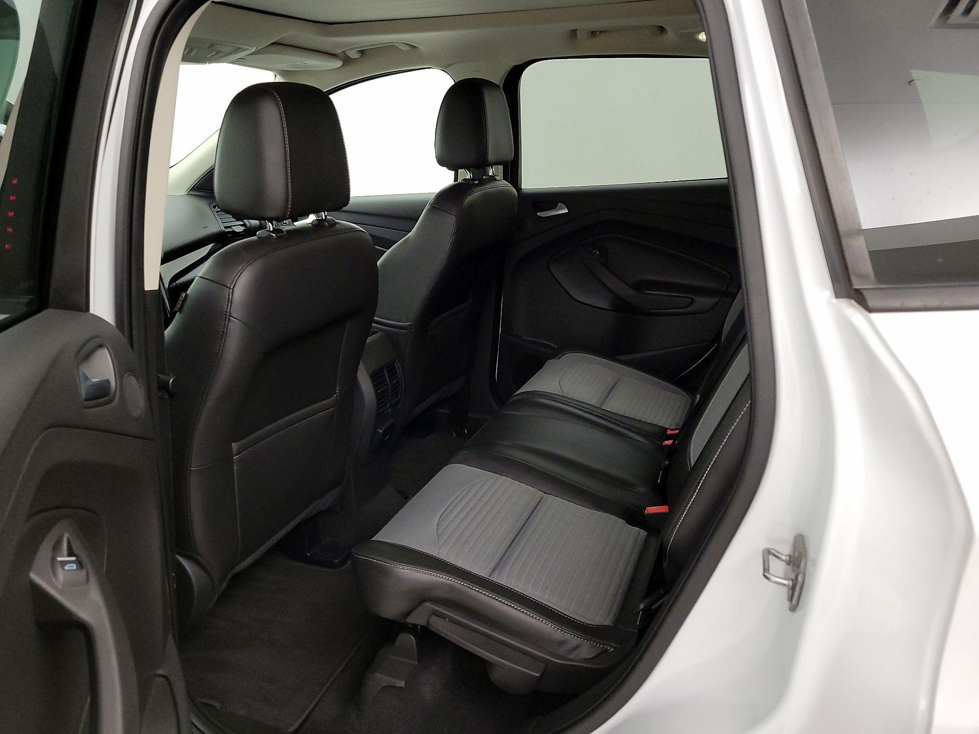 Thumbnail: 2017 Ford Escape - 20