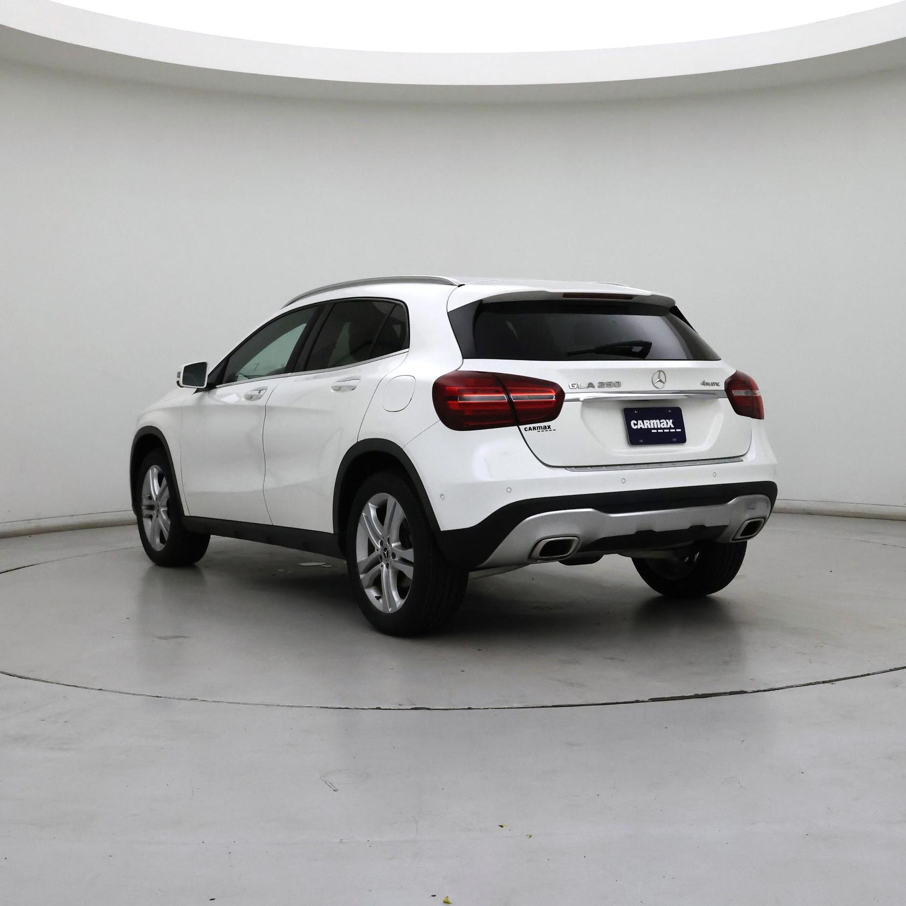 Thumbnail: 2019 Mercedes-Benz GLA - 2
