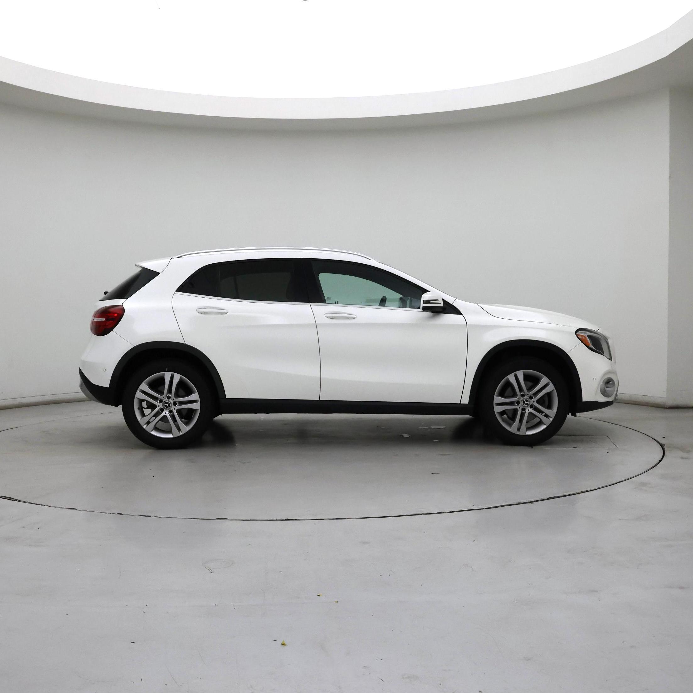 Thumbnail: 2019 Mercedes-Benz GLA - 7