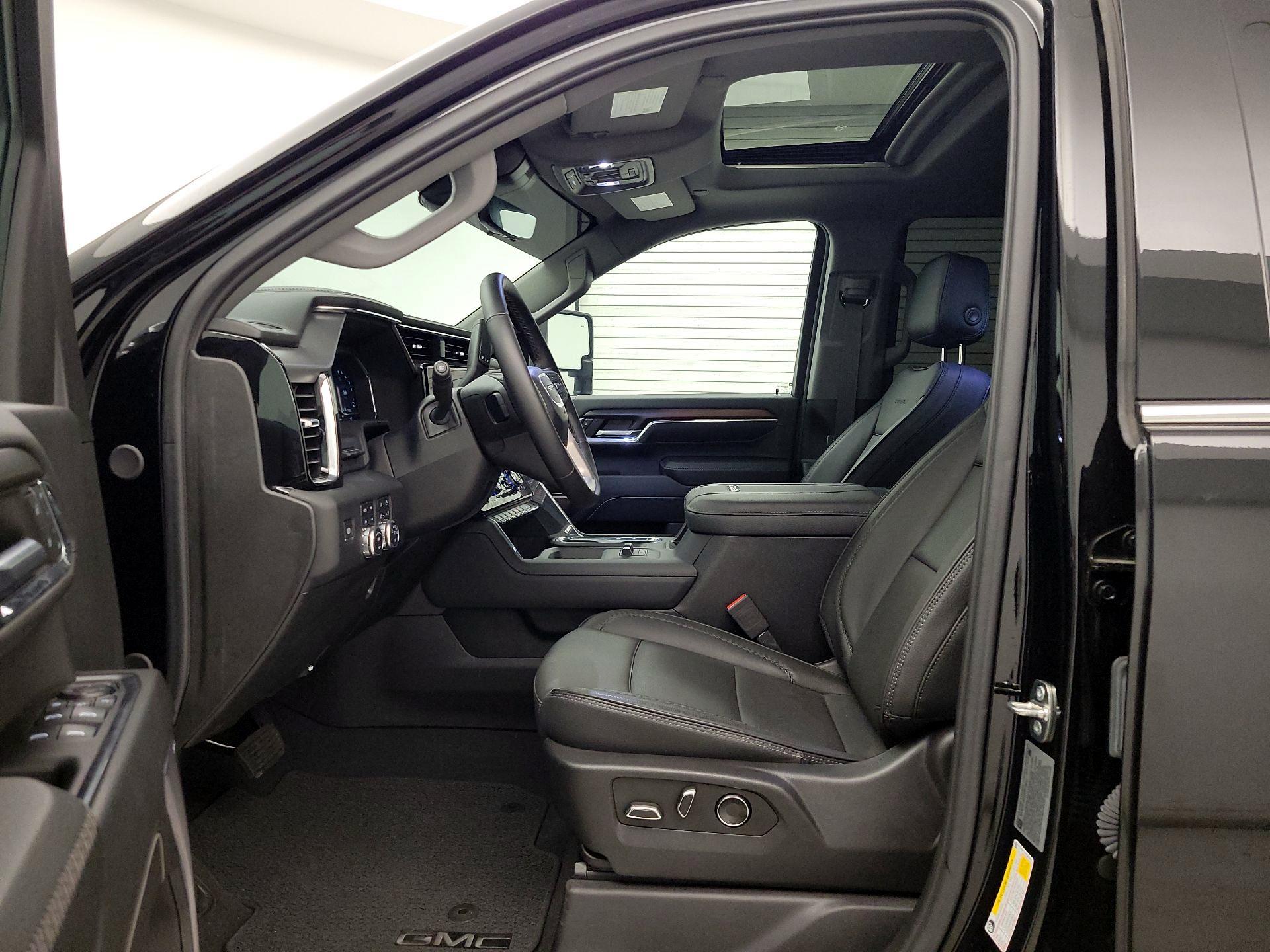Thumbnail: 2024 GMC Sierra 2500 - 11