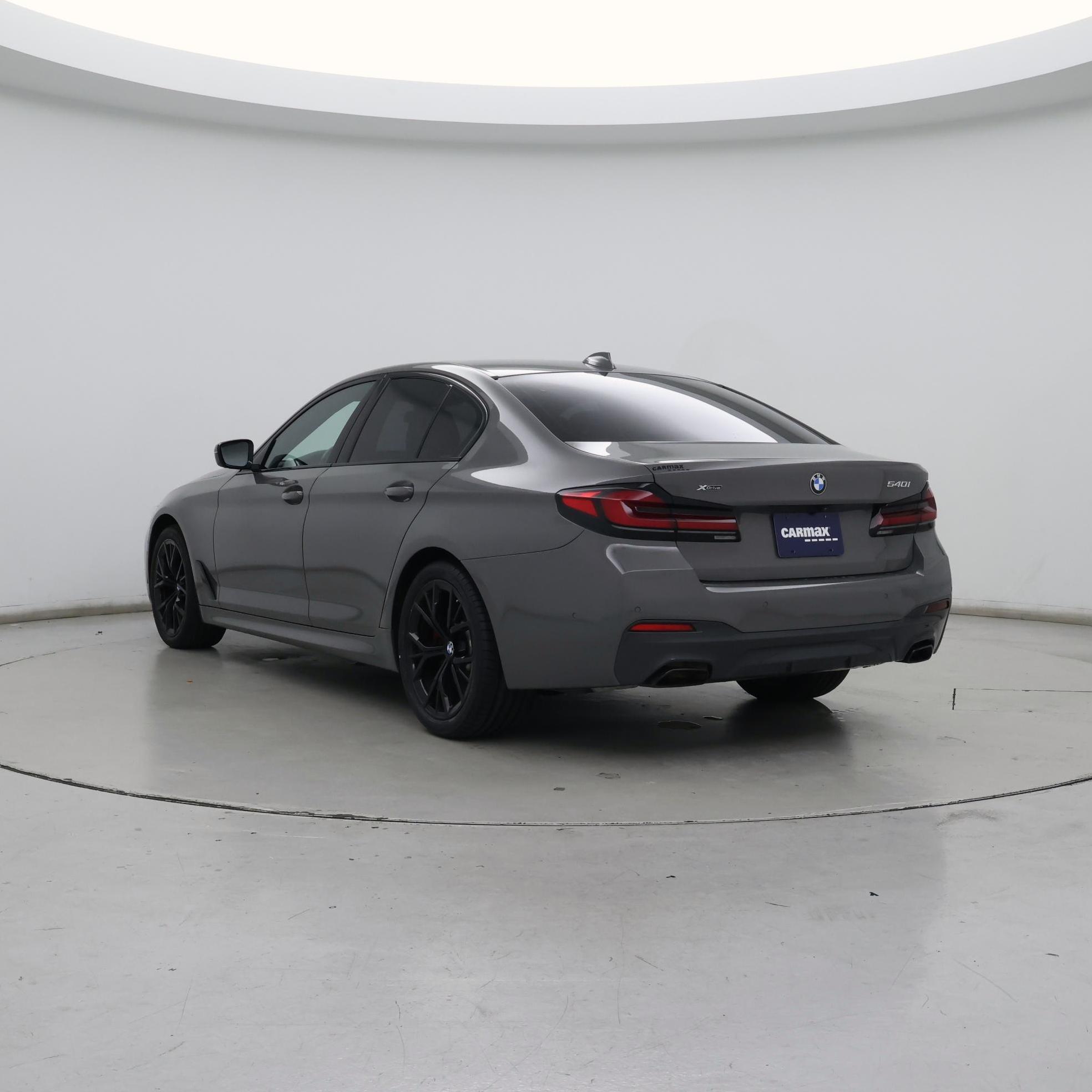 Thumbnail: 2022 BMW 5 Series - 2