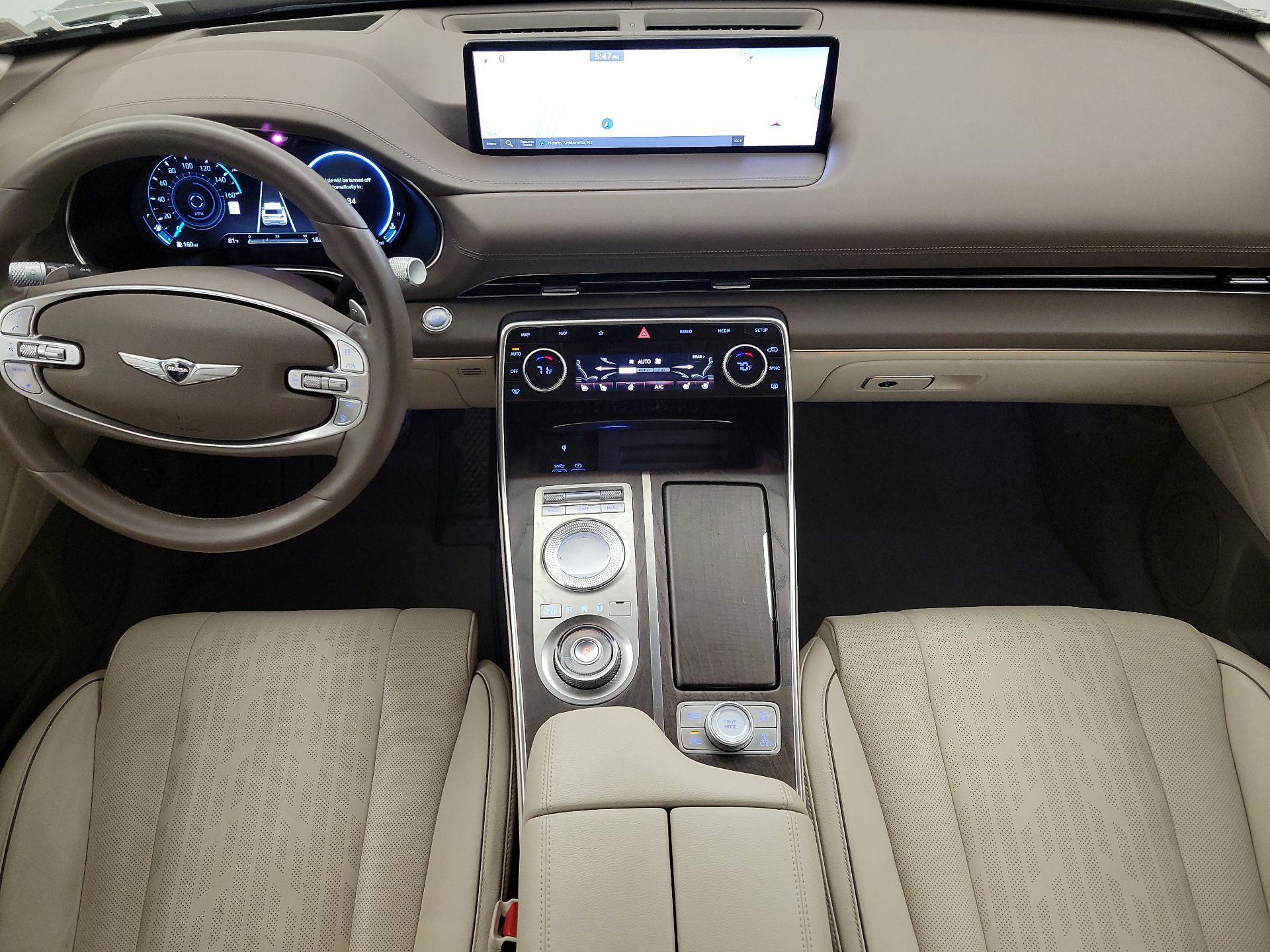 Thumbnail: 2022 Genesis GV80 - 9