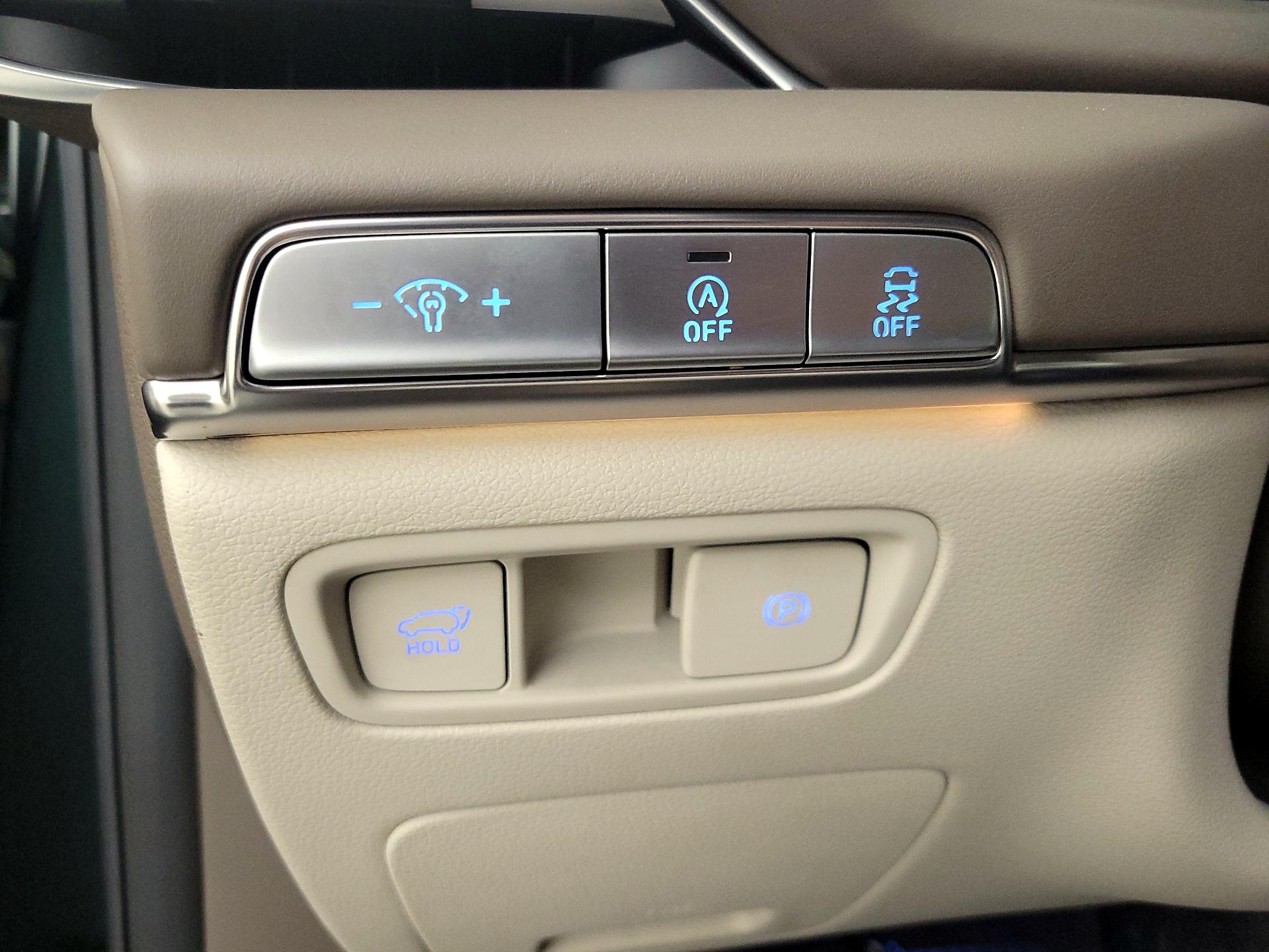 Thumbnail: 2022 Genesis GV80 - 13