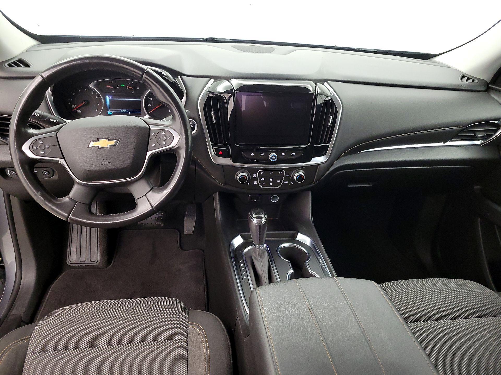 Thumbnail: 2018 Chevrolet Traverse - 9