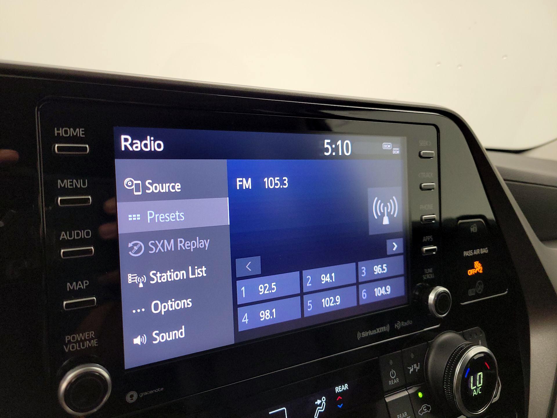 Thumbnail: 2021 Toyota Highlander - 15