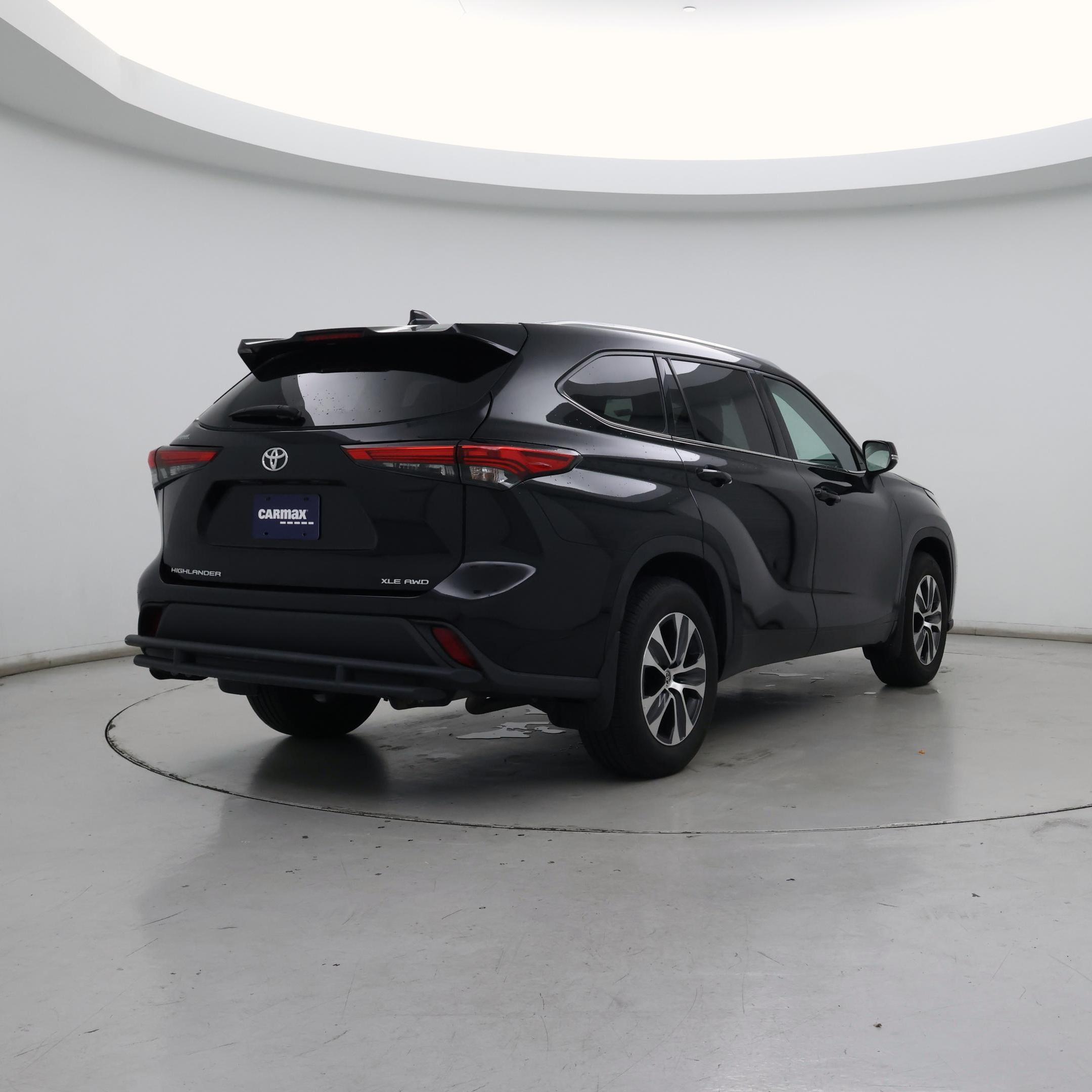 Thumbnail: 2021 Toyota Highlander - 8