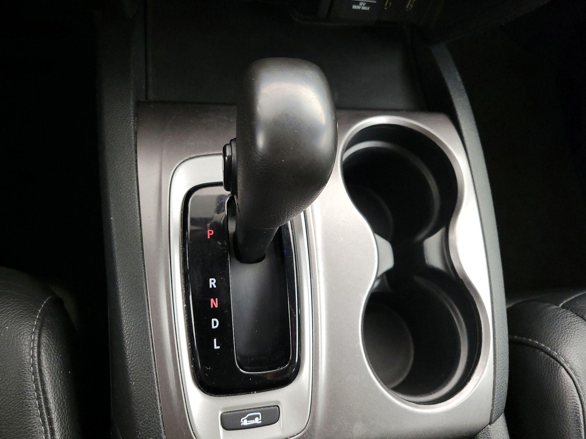 Thumbnail: 2016 Honda Pilot - 17