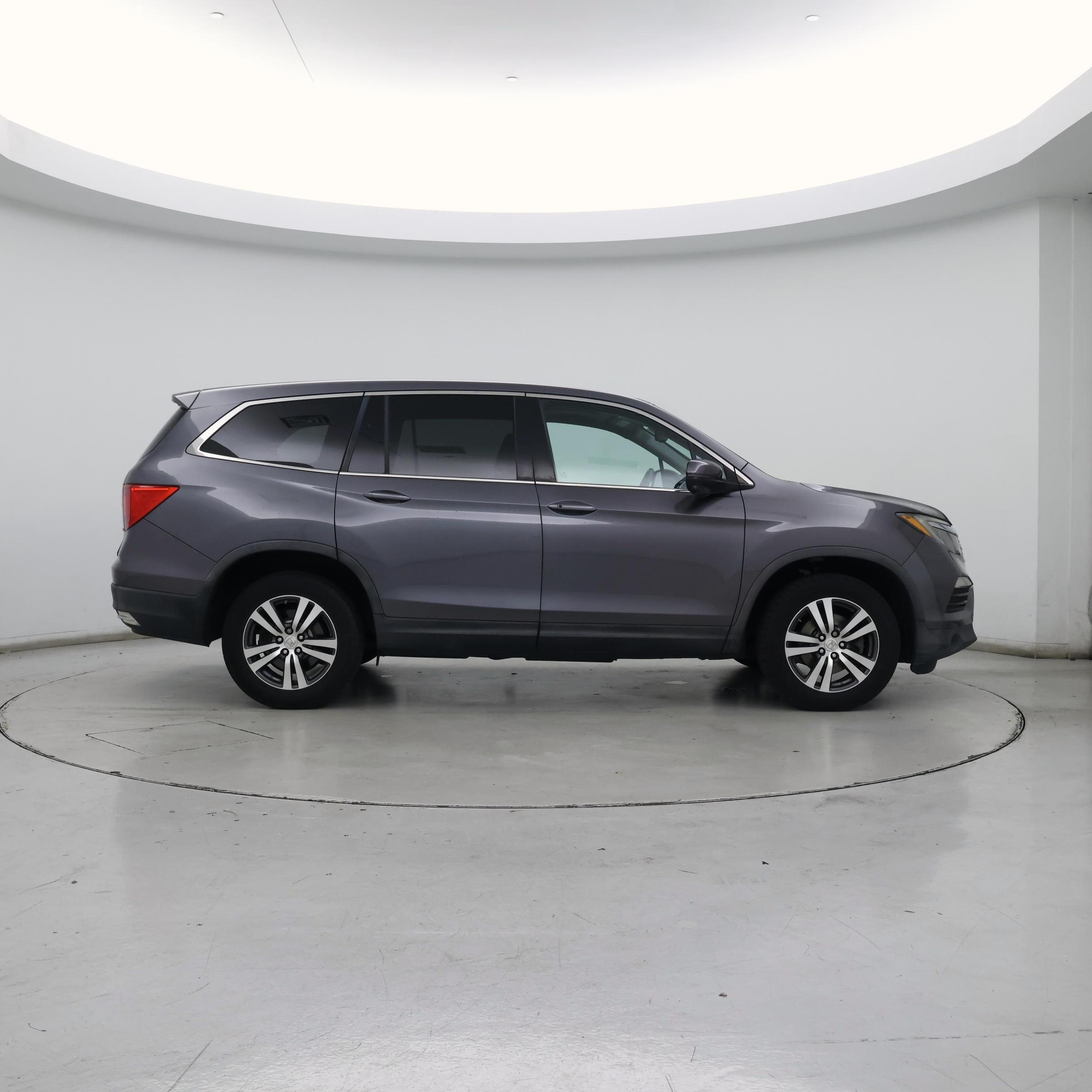 Thumbnail: 2016 Honda Pilot - 7